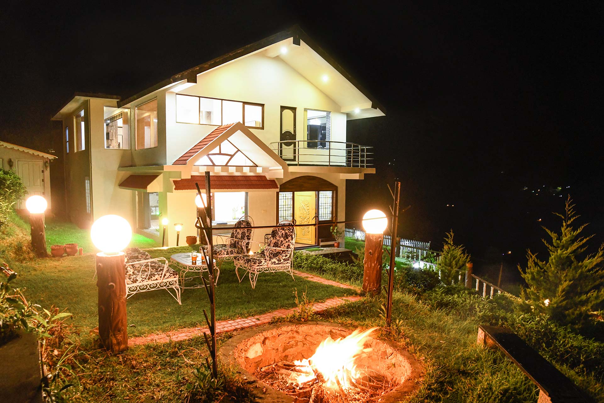 Nilgiri's Allure - Image 2