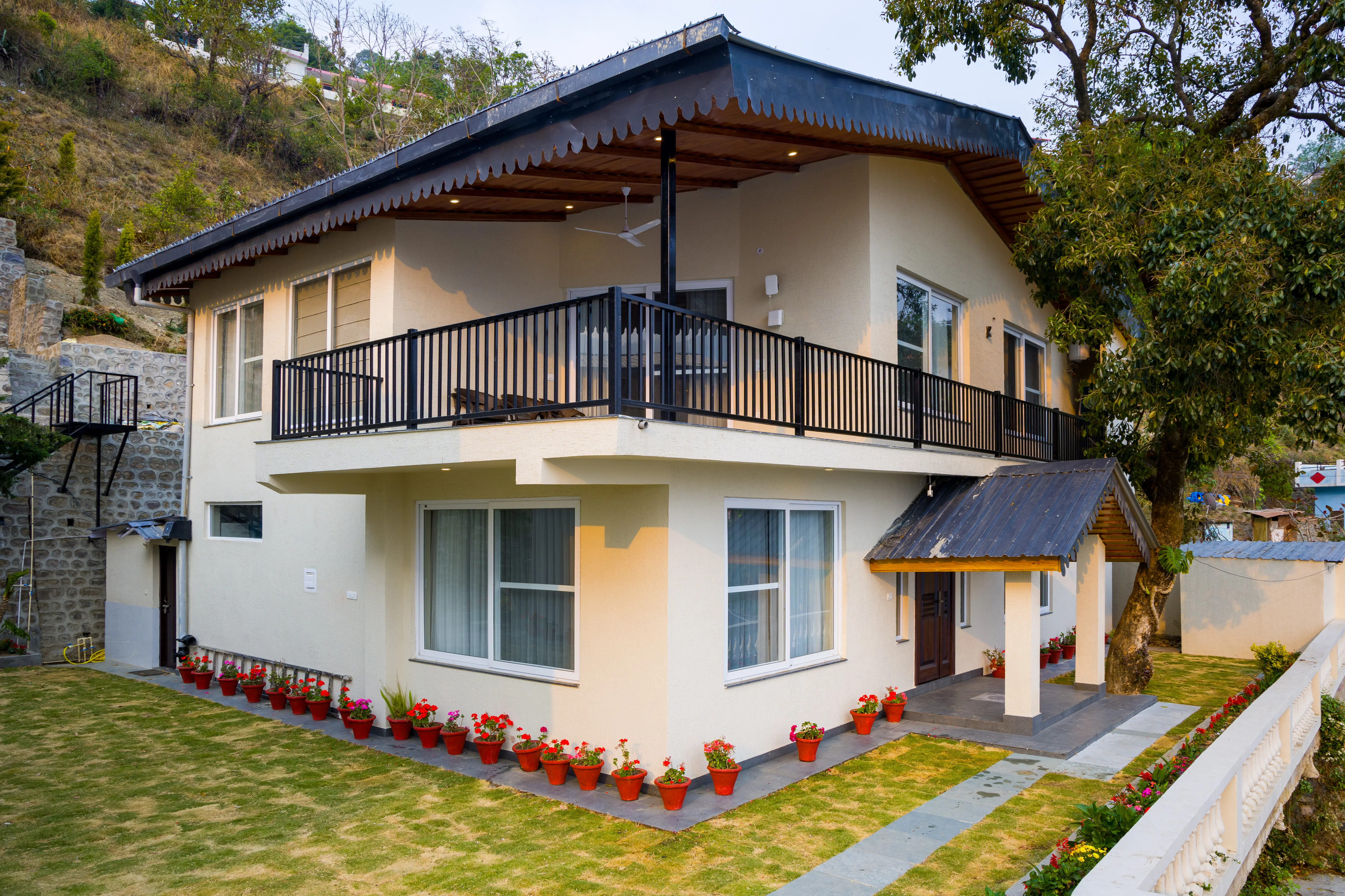 Twin Chalets | 4-BHK  Pet-friendly Escape With Valley-facing lawn, Terrace & 2 Living Rooms