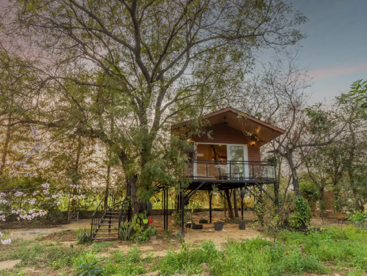 Handa’s Gateway | Pet-friendly 3-BHK Retreat With Pvt Pool & Garden - Image 5