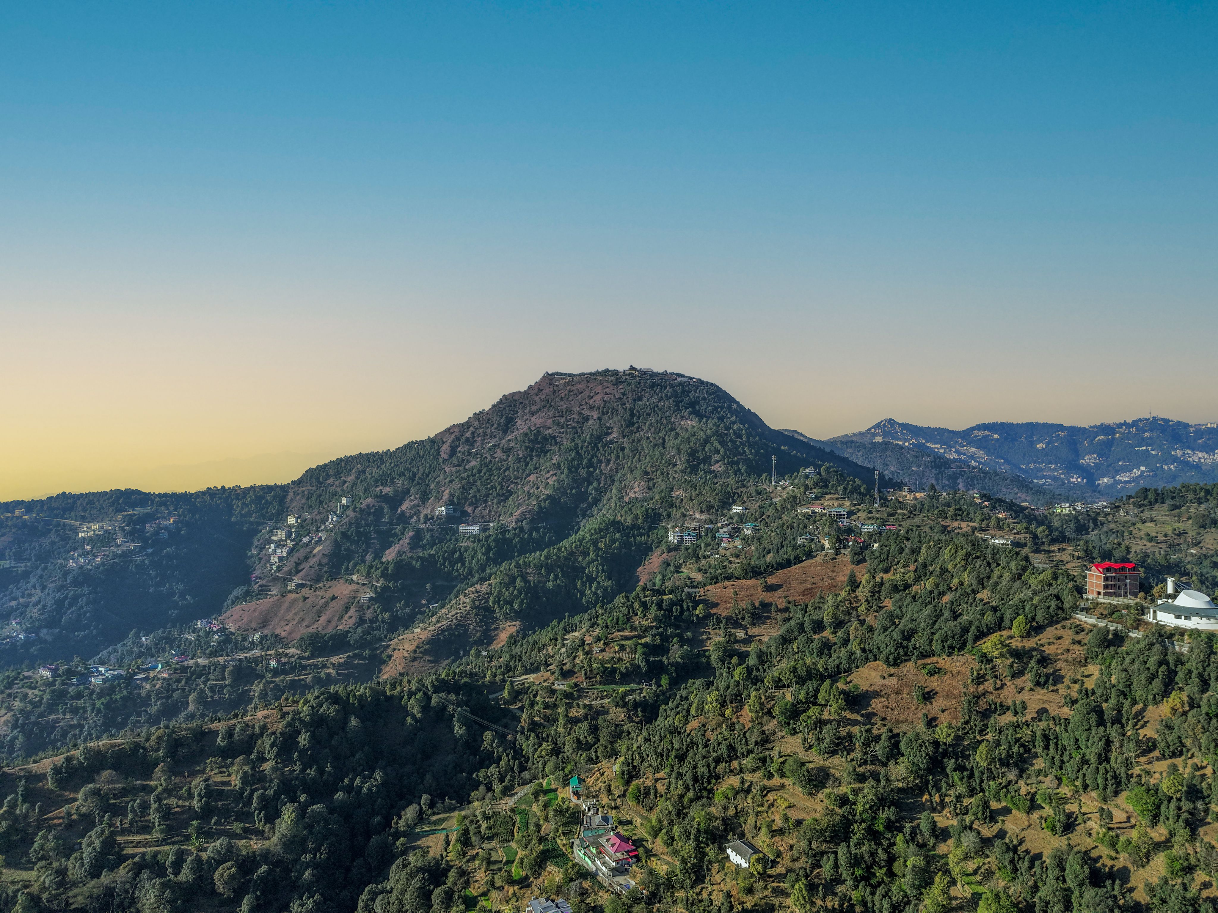 Stone Age | 1-Suite with Restaurant, Reception and Garden - Image 4