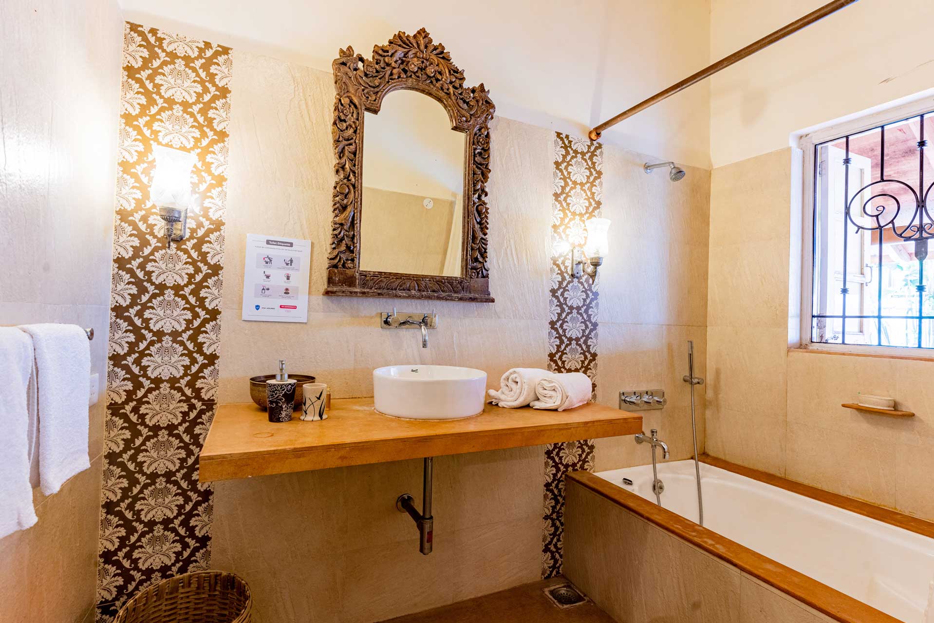 Terra Rosa - Chorao Island