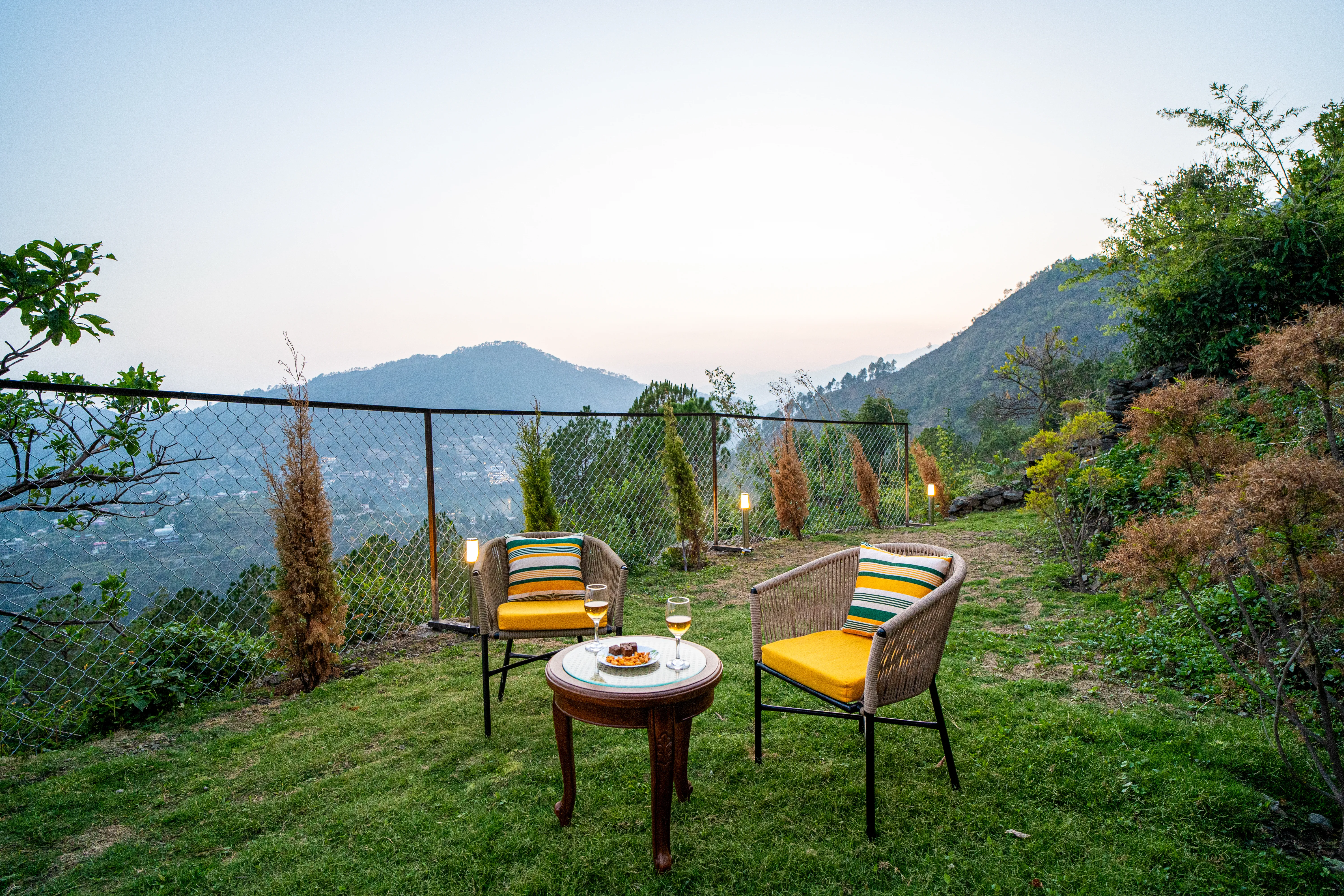 Echo By The Lakes | Lake-View Pet-friendly 2-Bedroom Retreat With Common Garden & Game Zone - Image 4