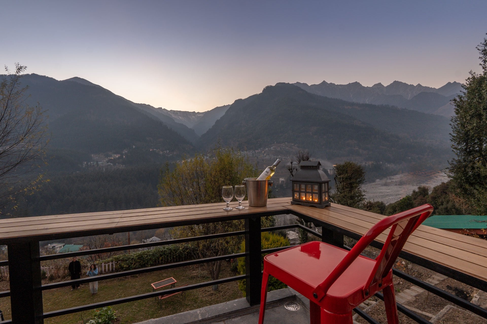 4 Rooms @ Tulip Terraces