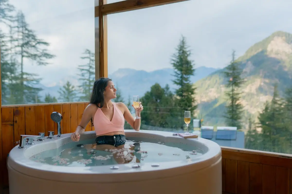 Van Gogh's Treehouse|Jacuzzi|Bonfire|Starry Nights