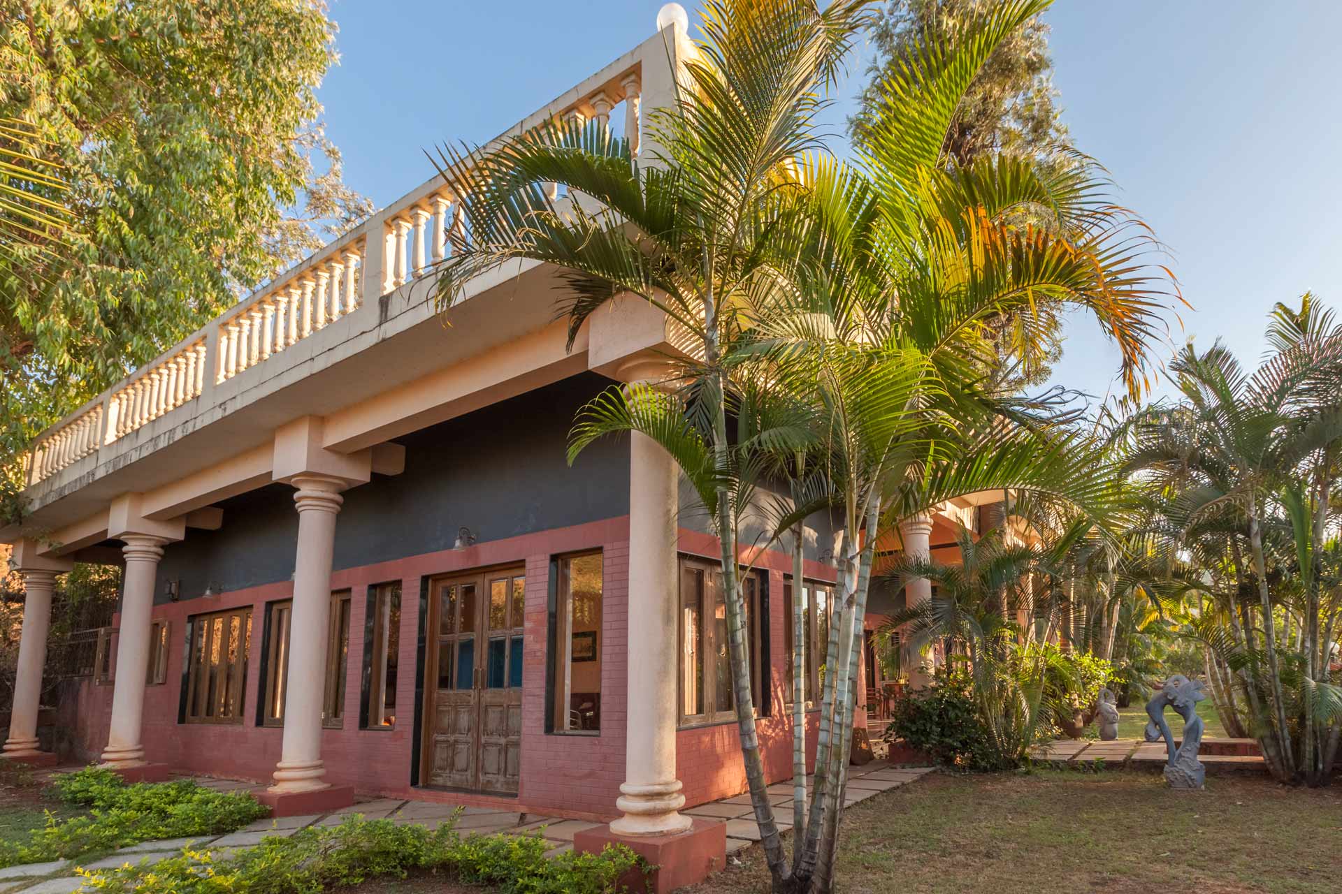 Mountain's Edge w/ Valley Views