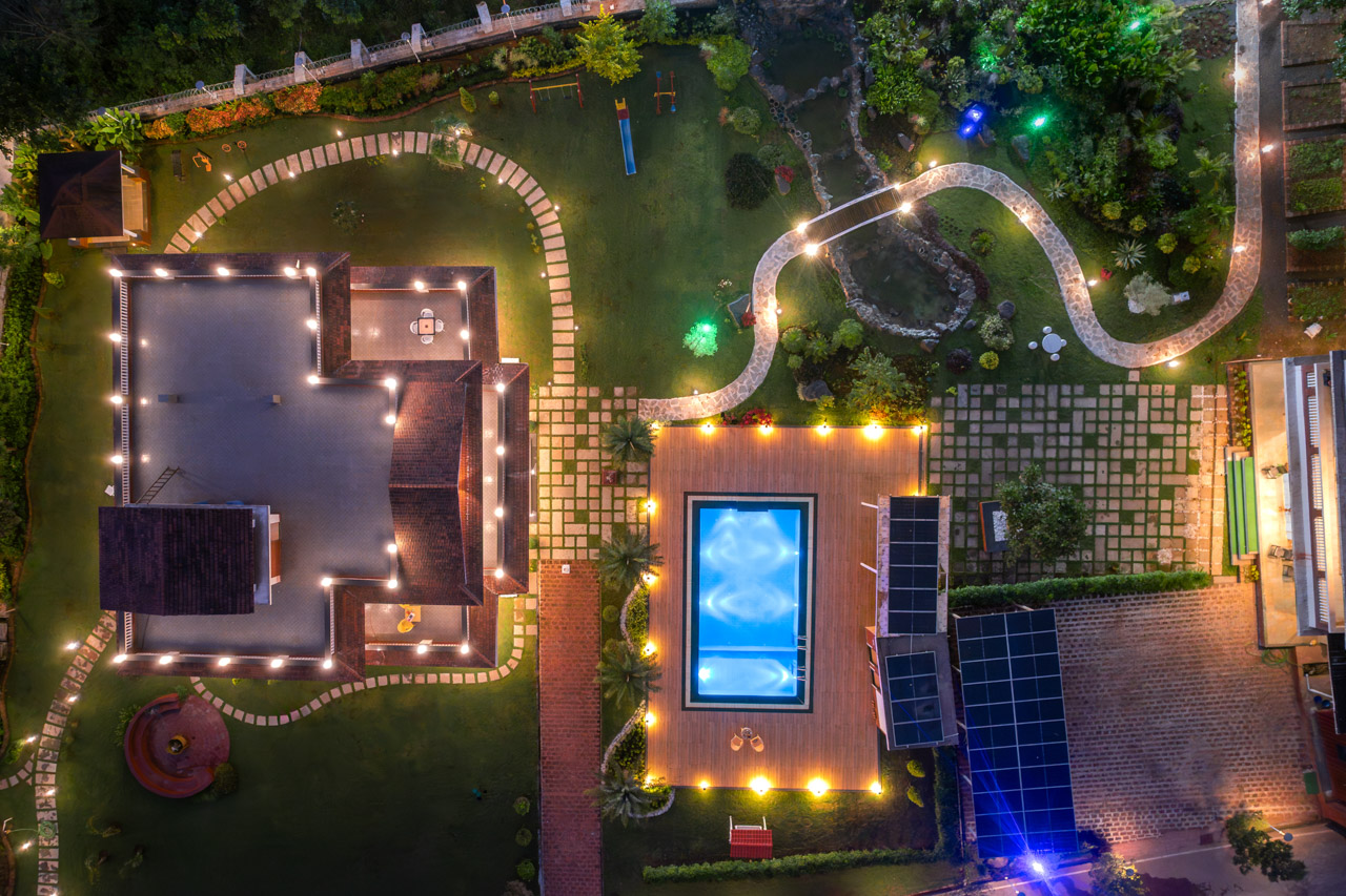 The Red Creek - Patansai - Image 5