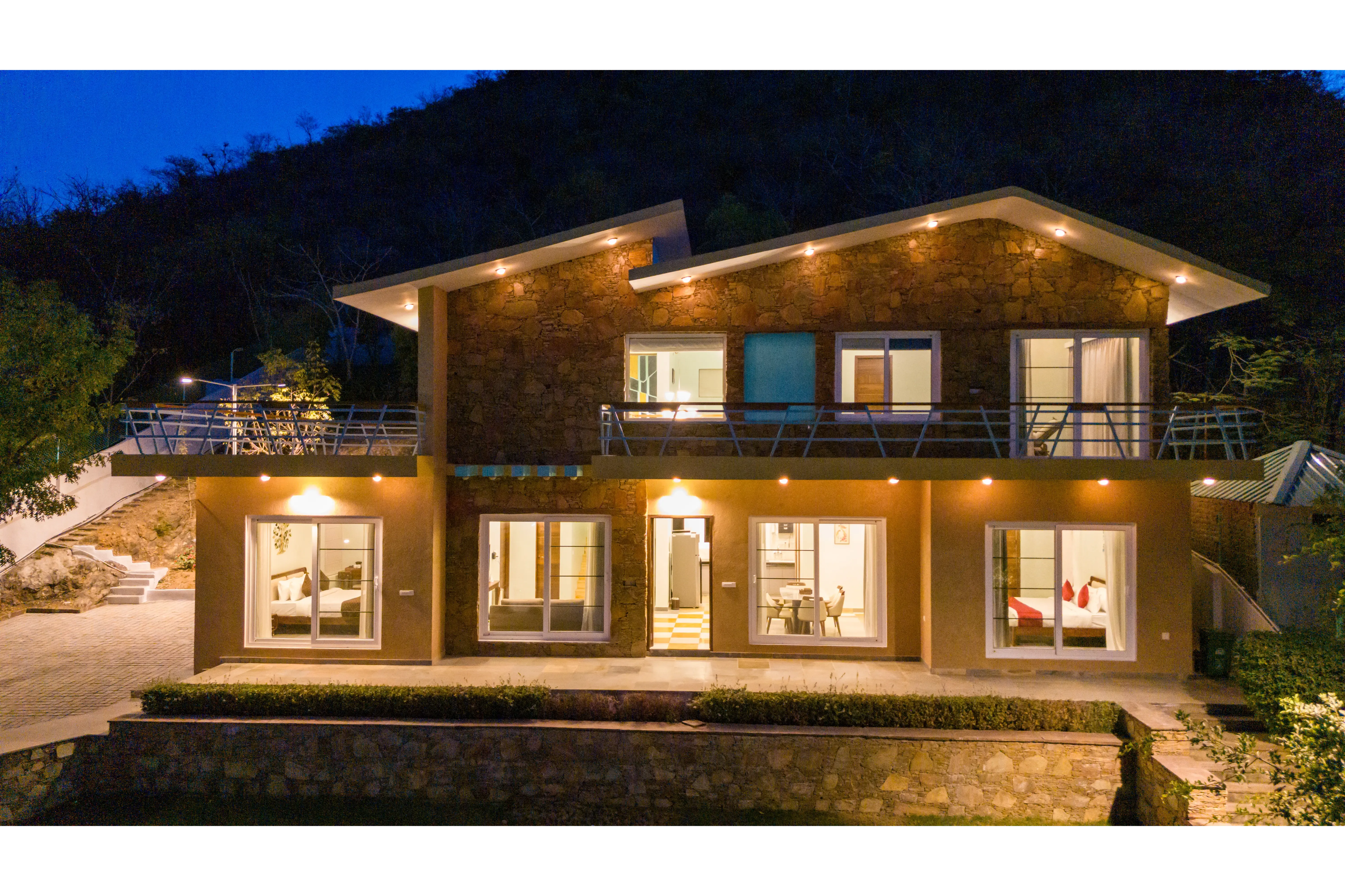 Festiva Mansion | Luxe 3-BHK Villa With Pvt Pool & Garden