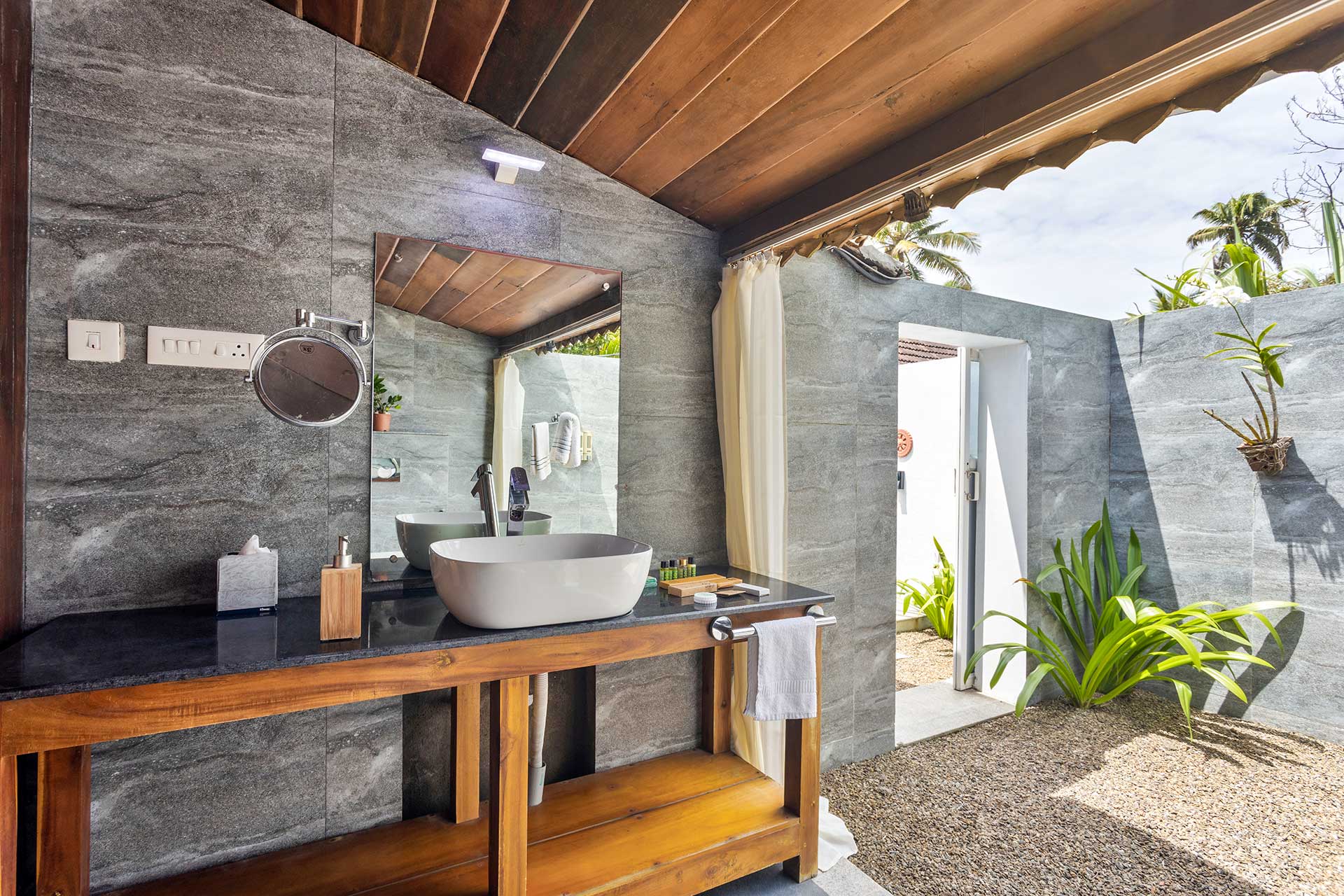 Shells @ Waves By Tarangi