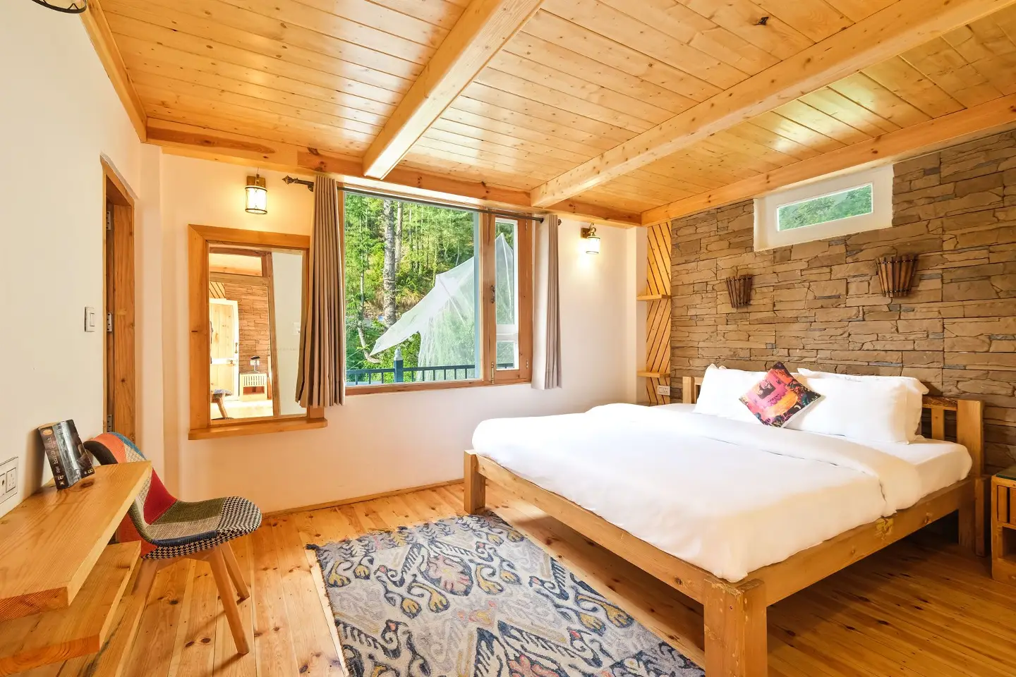 Theog 2BHK Loft with Patio