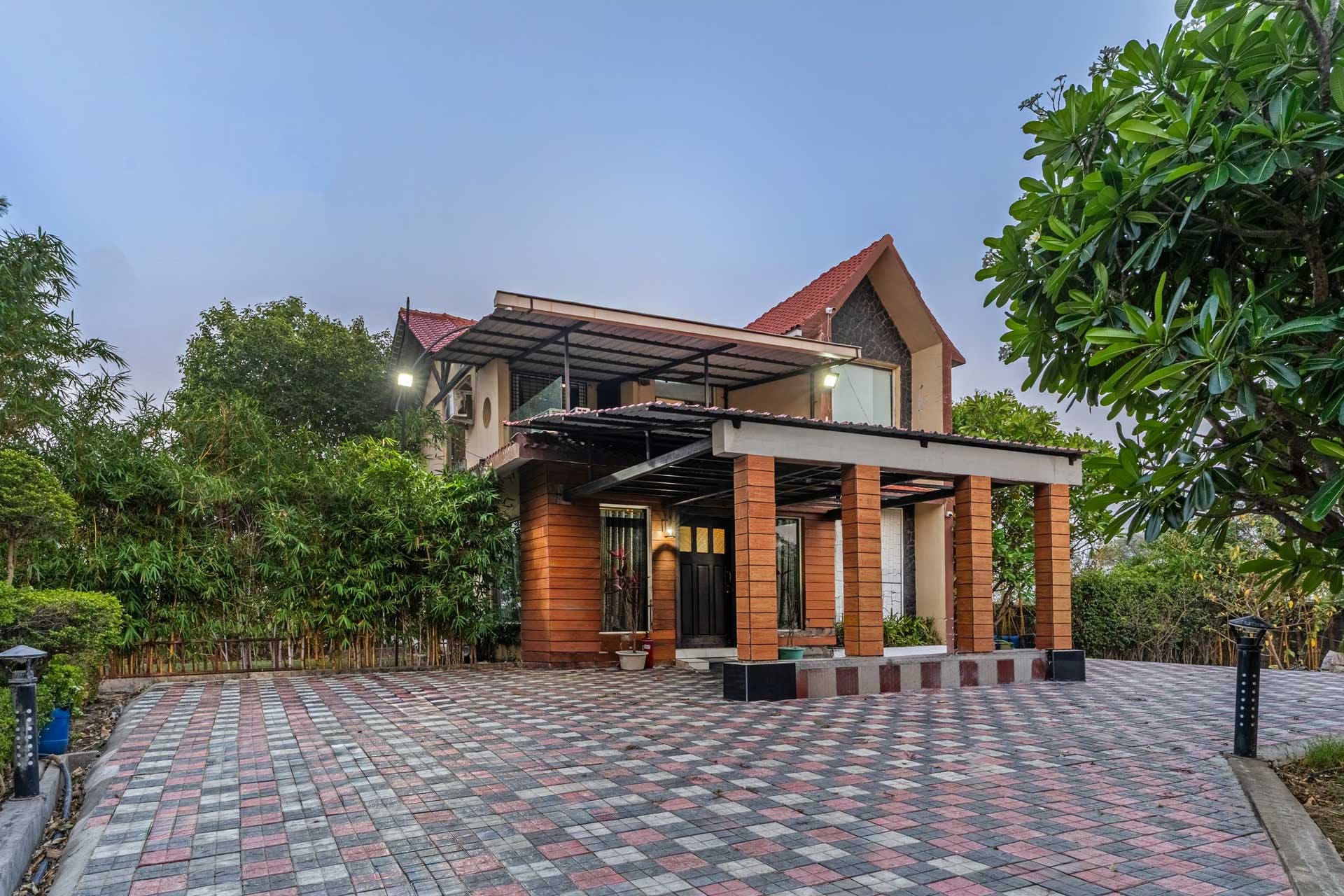 Grandeur Living Villa