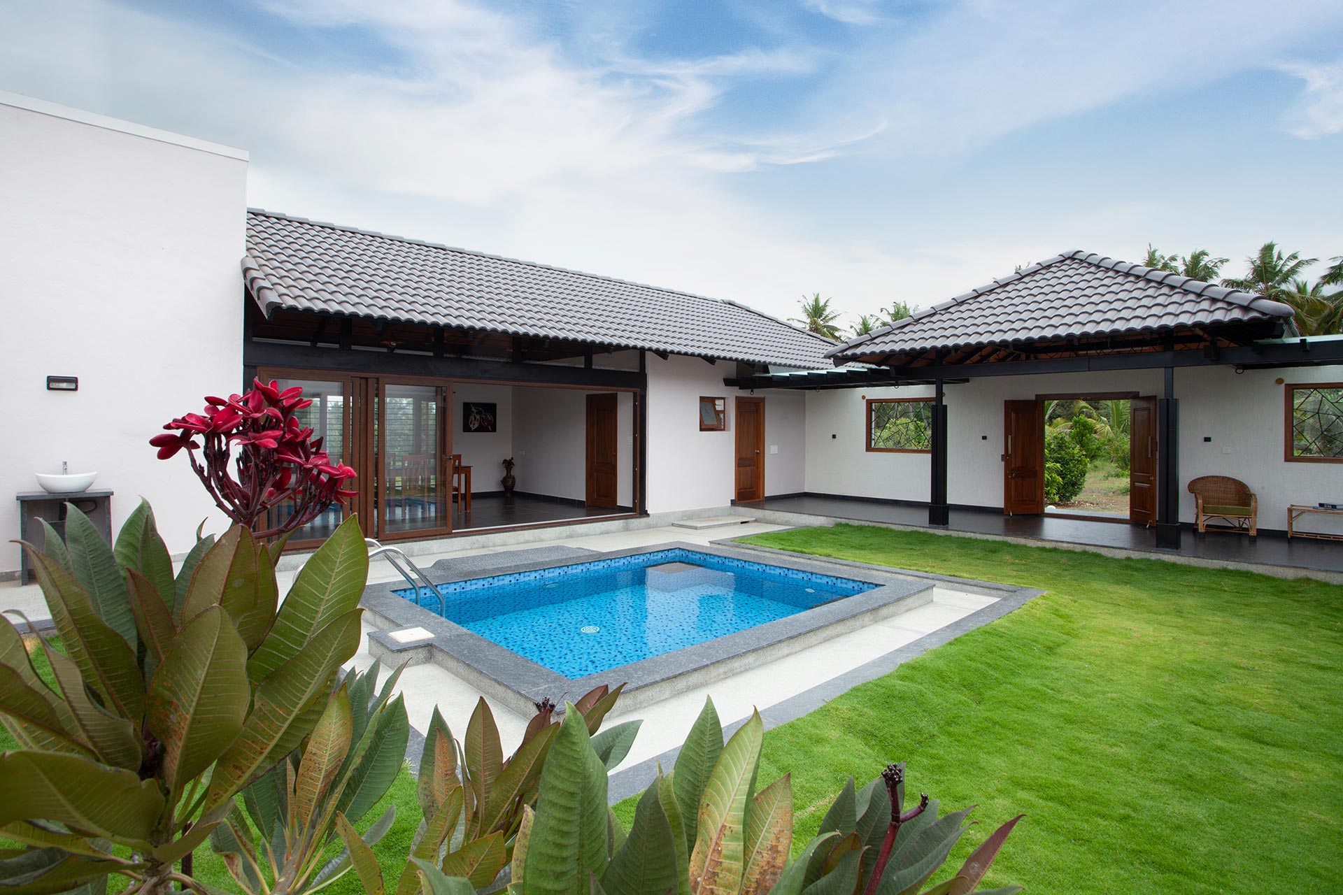 Ava - The Country House