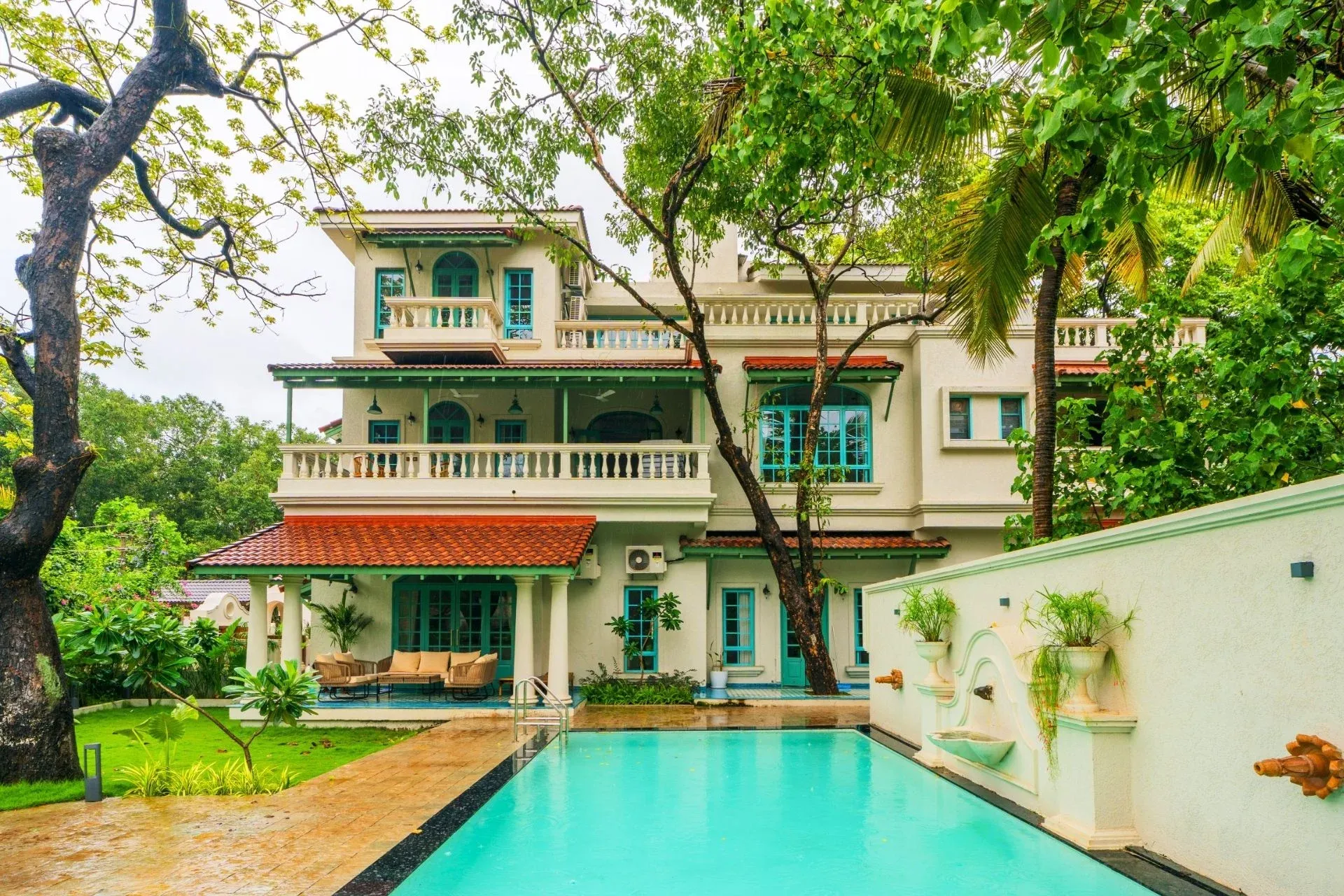 Villa Frienders | Indo-Portuguese 5-BHK Villa With Private Pool & Lift Near Popular Beaches