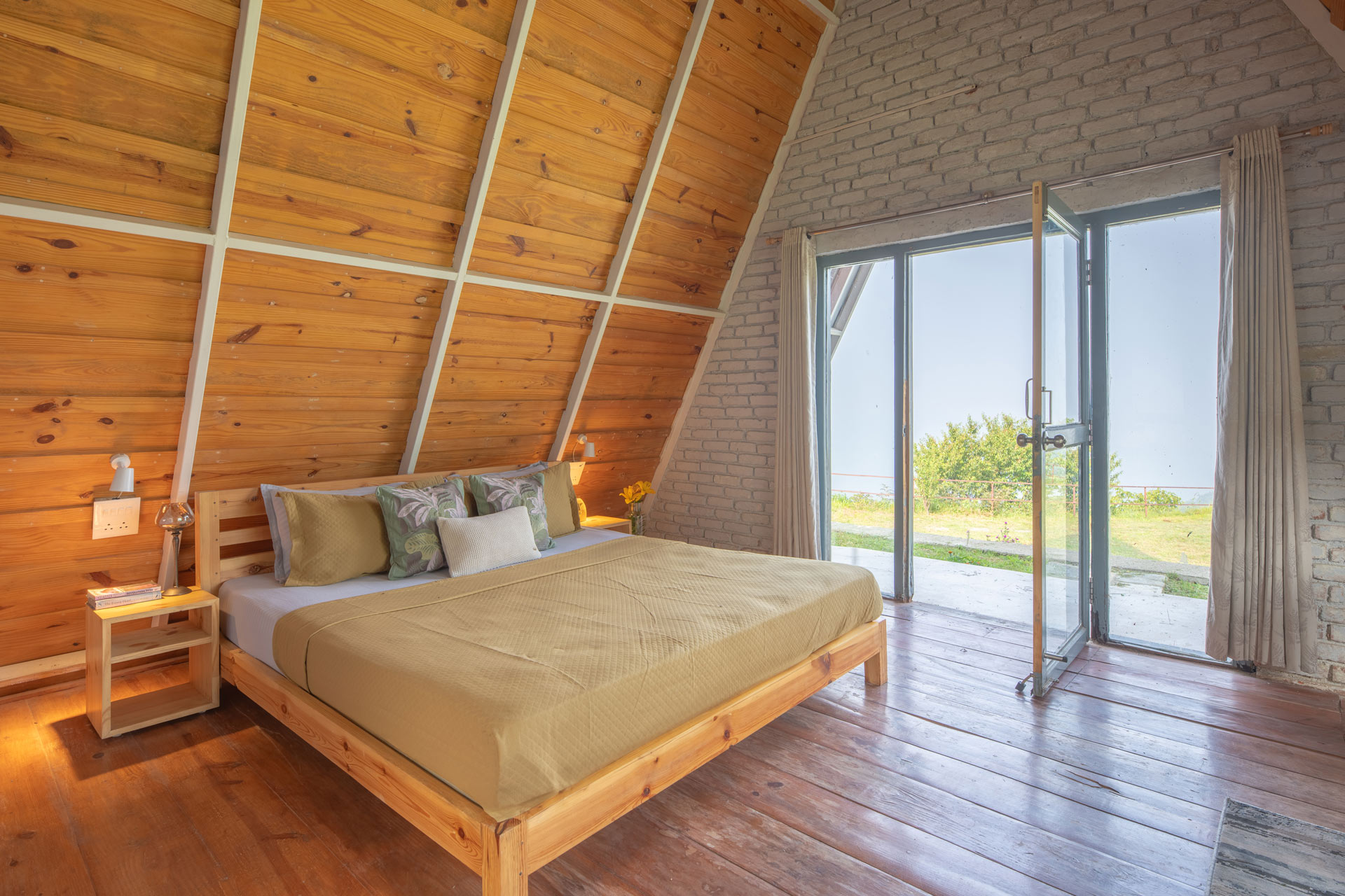 Skydale @ Urna Boutique Stay - Image 2