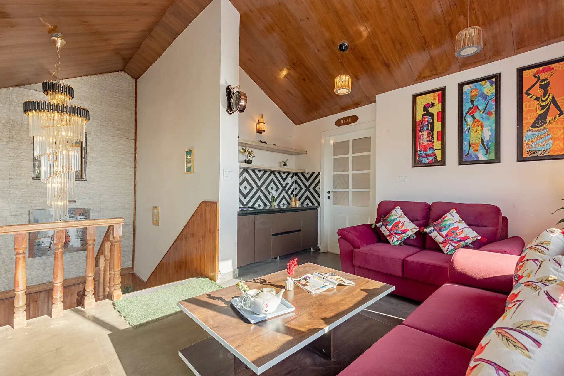Evara | Serene Pet-friendly 4-BHK Hill Retreat With Balcony, Fireplace & Scenic Views - Image 5