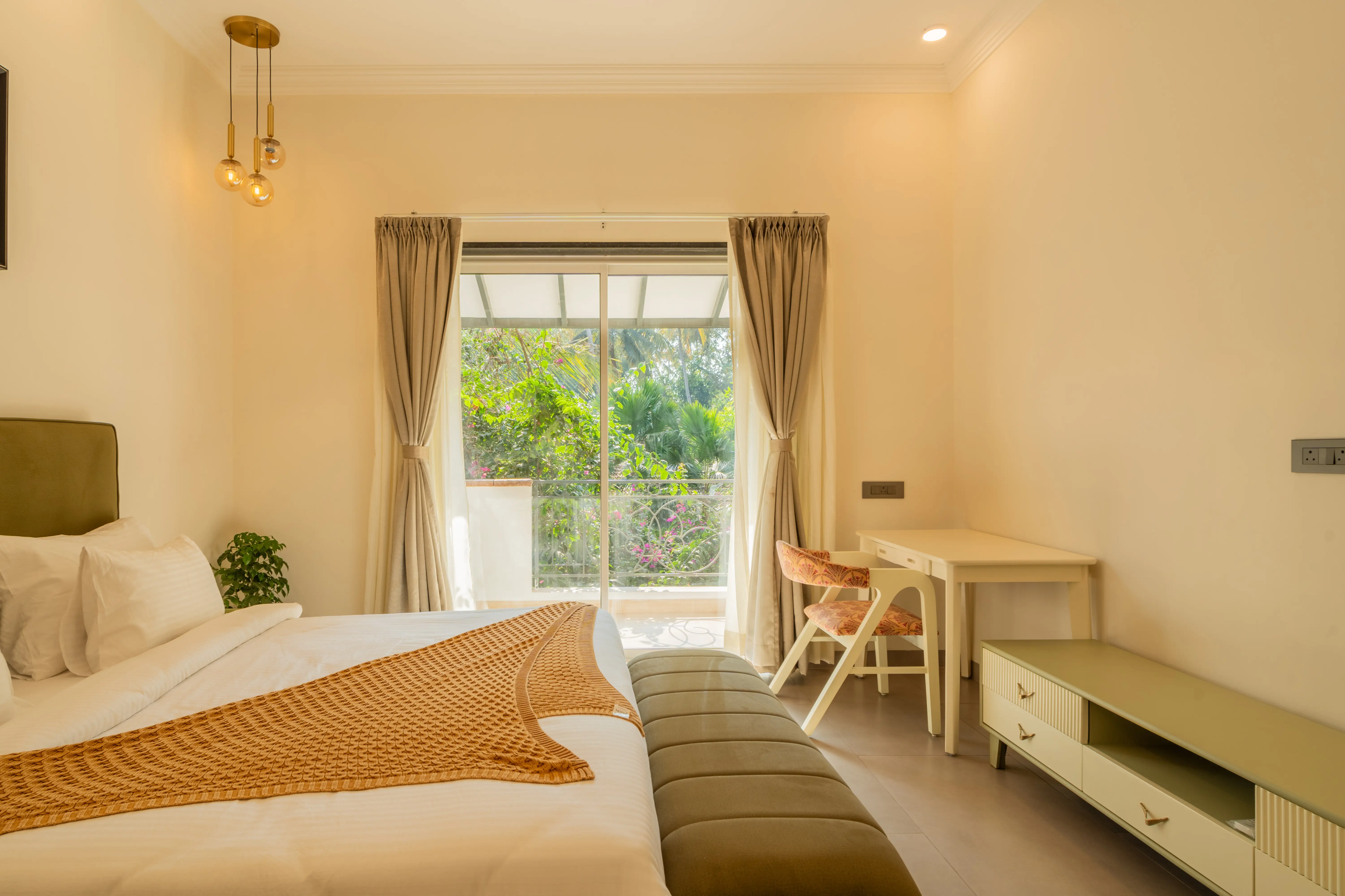 Laguna Camellia | Opulent 4-BHK Getaway Near Popular Beaches With Private Pool, Balcony & Indoor Bar