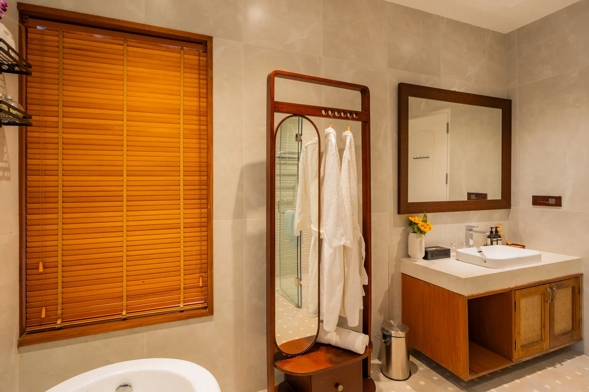 YashGeet Villa | 4-BHK | Pvt Pool | Terrace | Garden | Jacuzzi