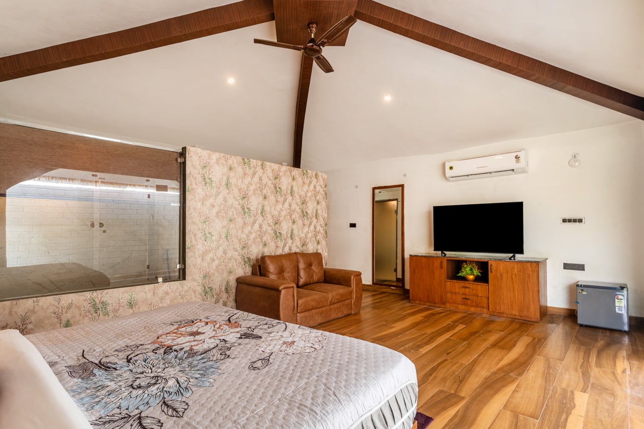 Eclipse @ Rissaca Crown