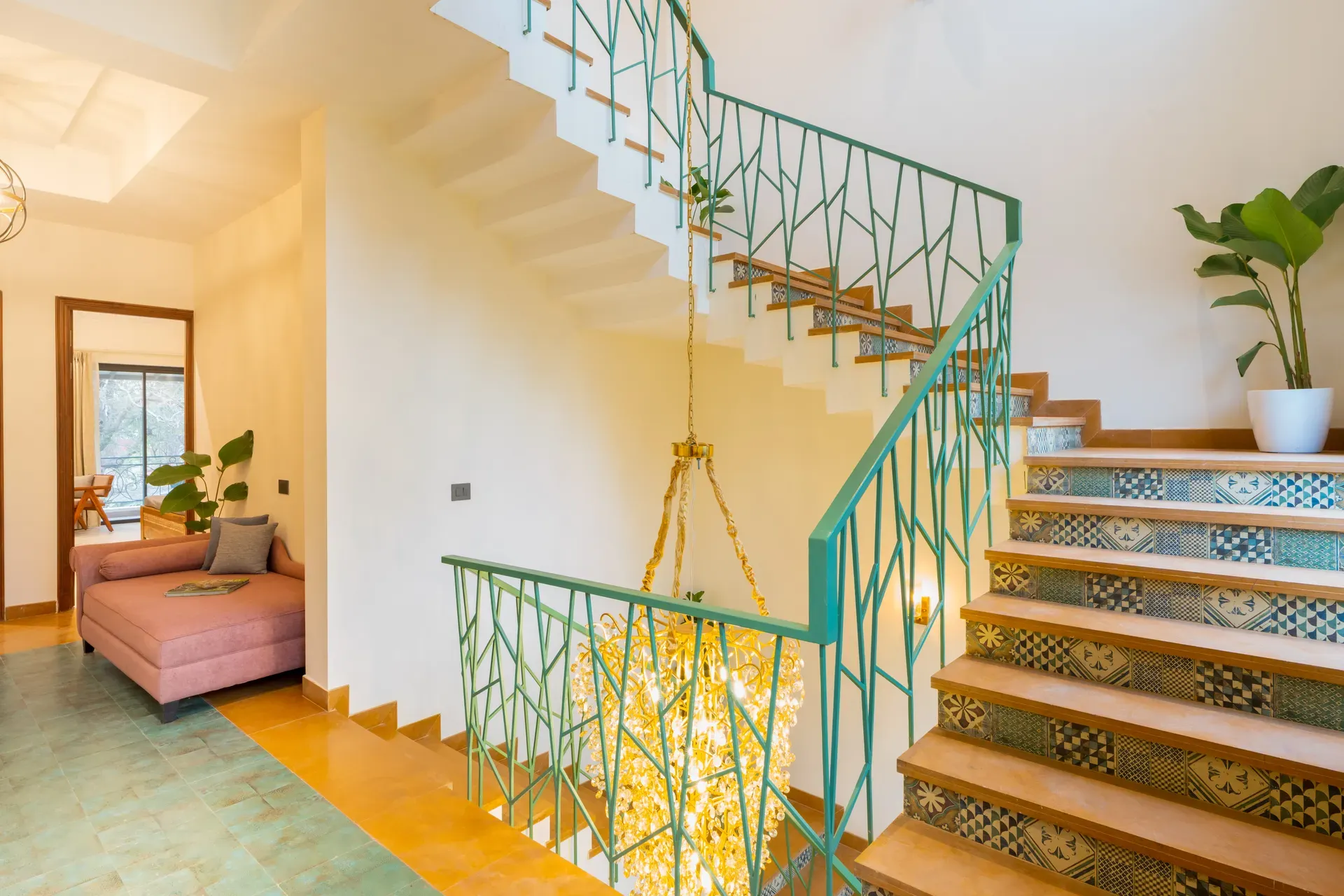 Laguna Quest | 4-BHK | Pvt Pool & Garden | Bar