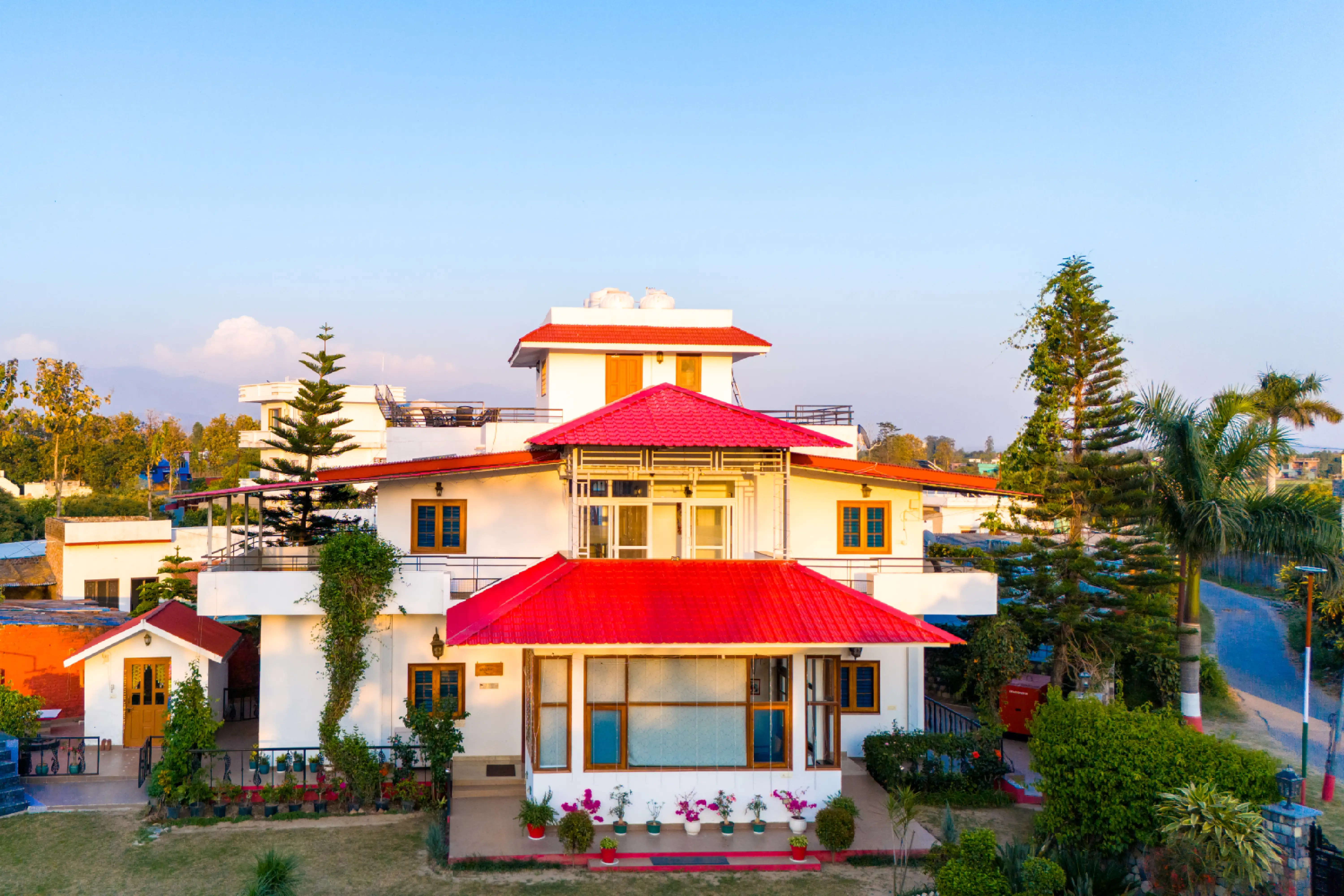 Farm Naturelle | Pet-friendly 3-BHK Farmhouse Near Jim Corbett With Garden, Terrace & Orchards 
