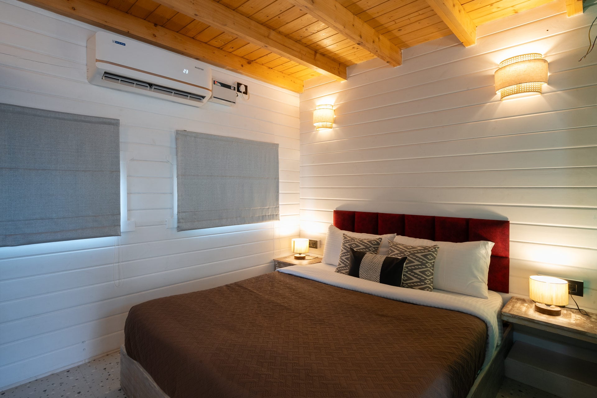 Sun @ Woodhouse Story