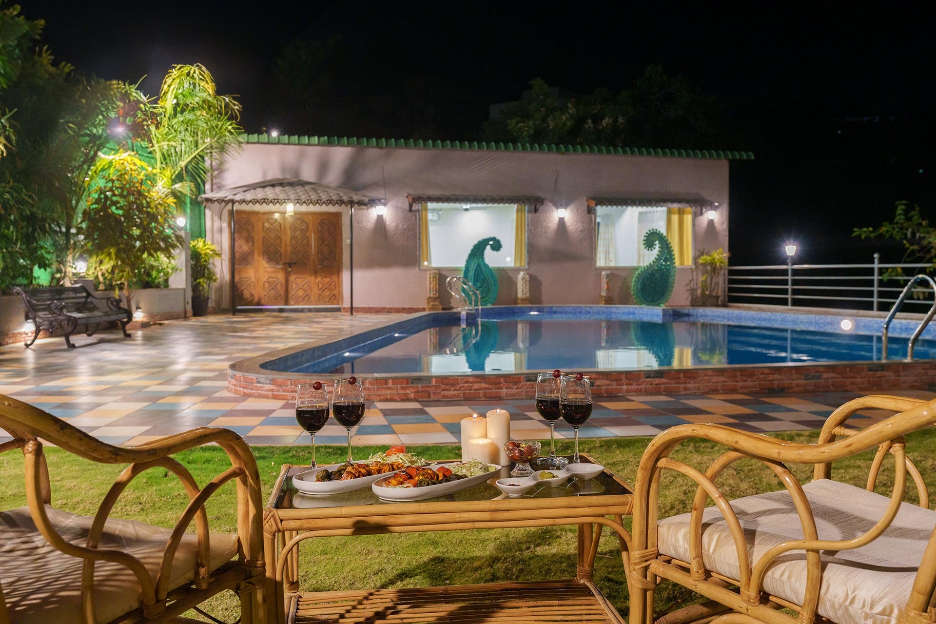 Lawn House @ Sula Wada