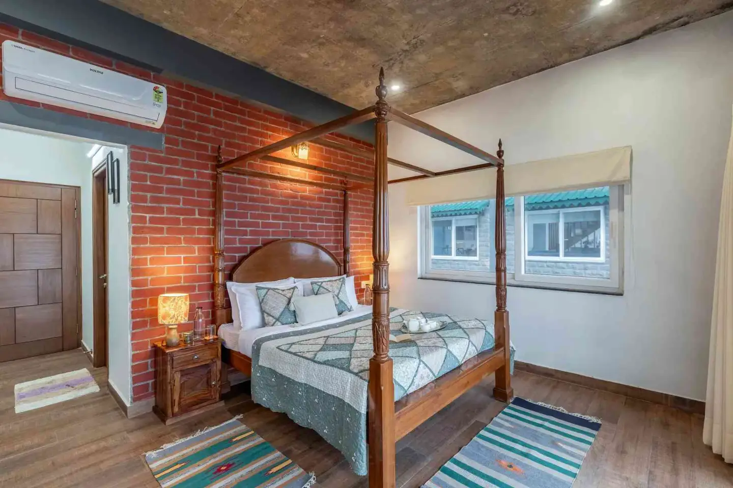 Monte Heights | Tranquil 6-BHK Getaway With Garden, Patio, Gazebo & Scenic Views
