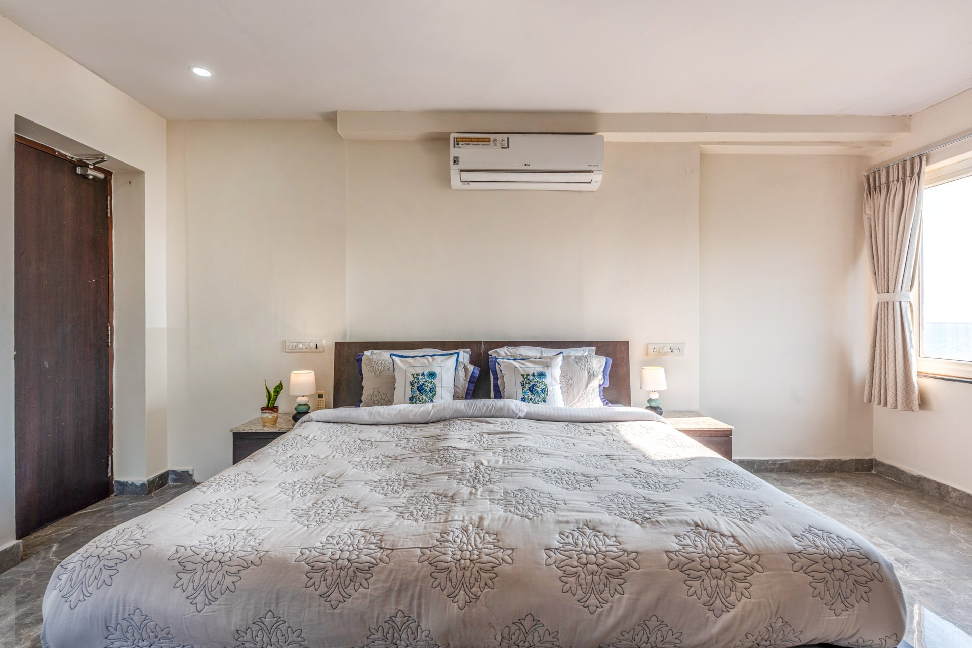 Coral @ Seaview Villa - Image 4