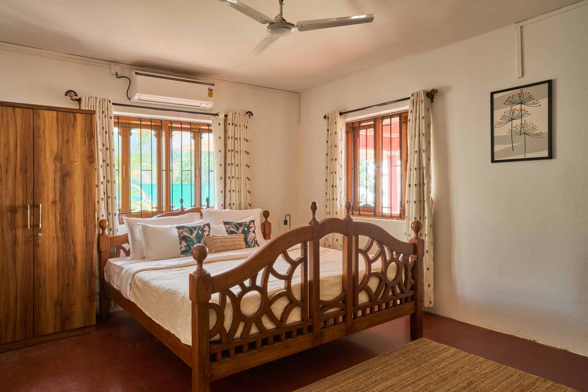 Cliffhanger Solitude - Gaganbawada