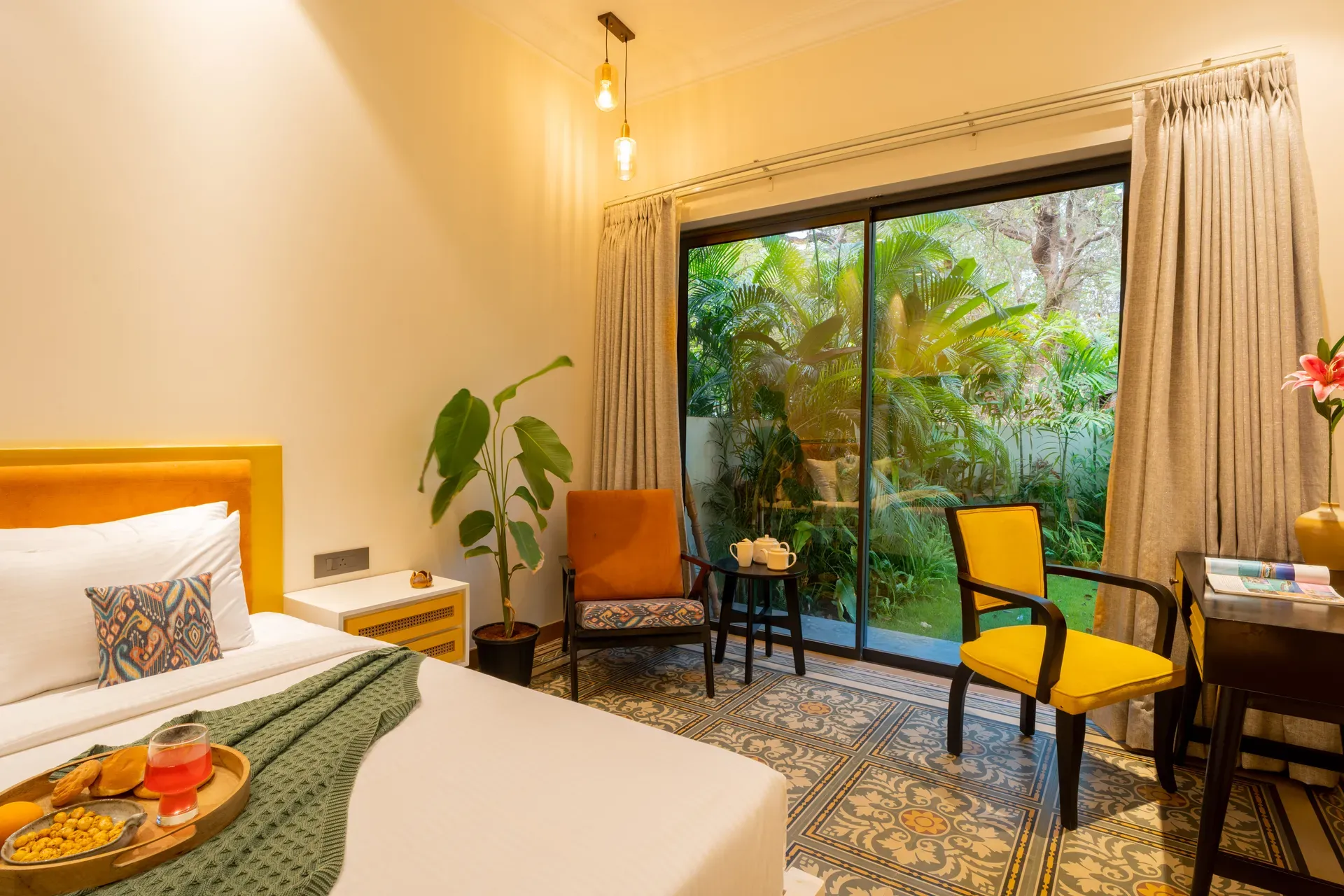 Laguna Echo | Serene Pet-friendly 3-BHK Retreat With Private Pool & Garden Near Anjuna Beach