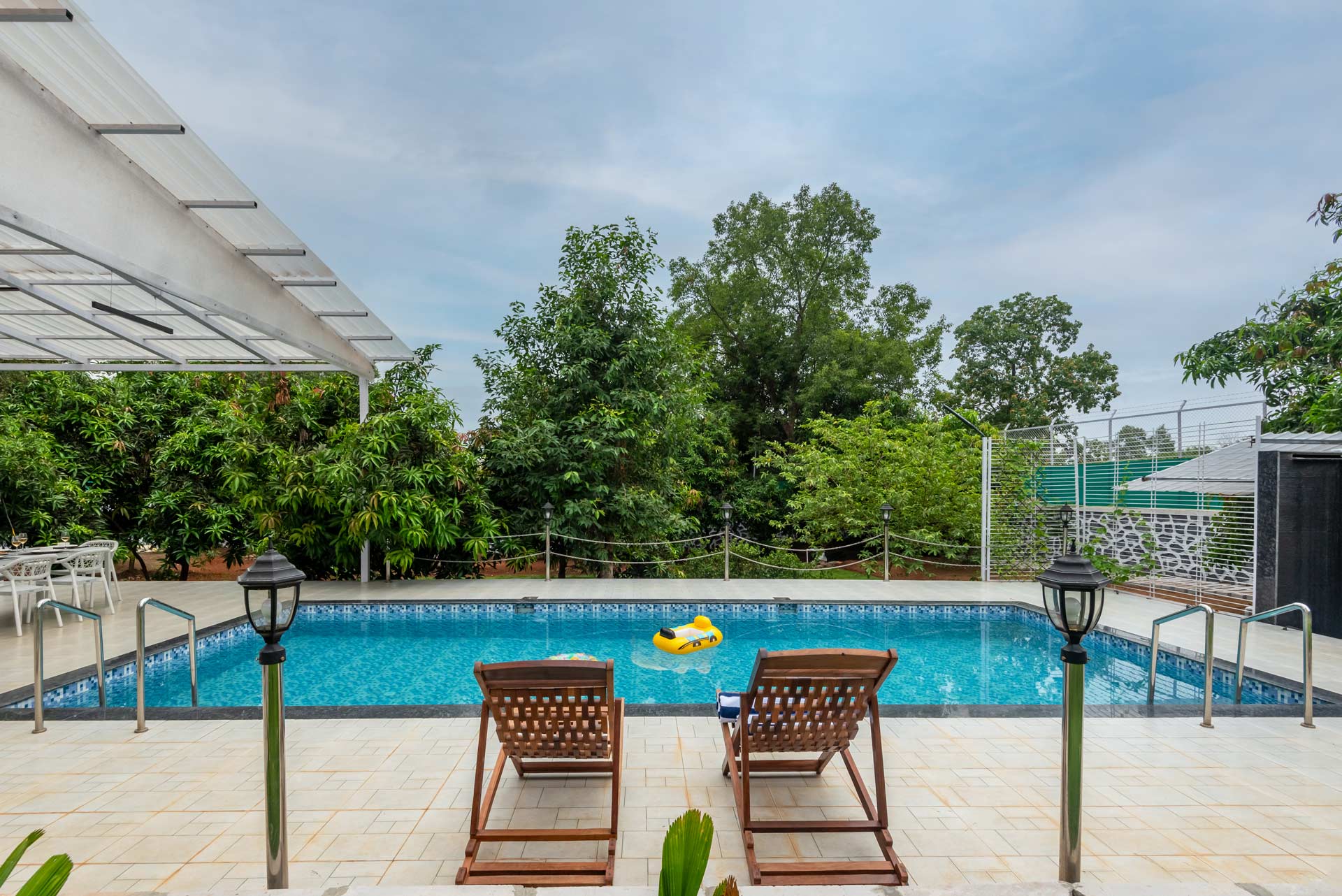 Serenity @ Grey Hues