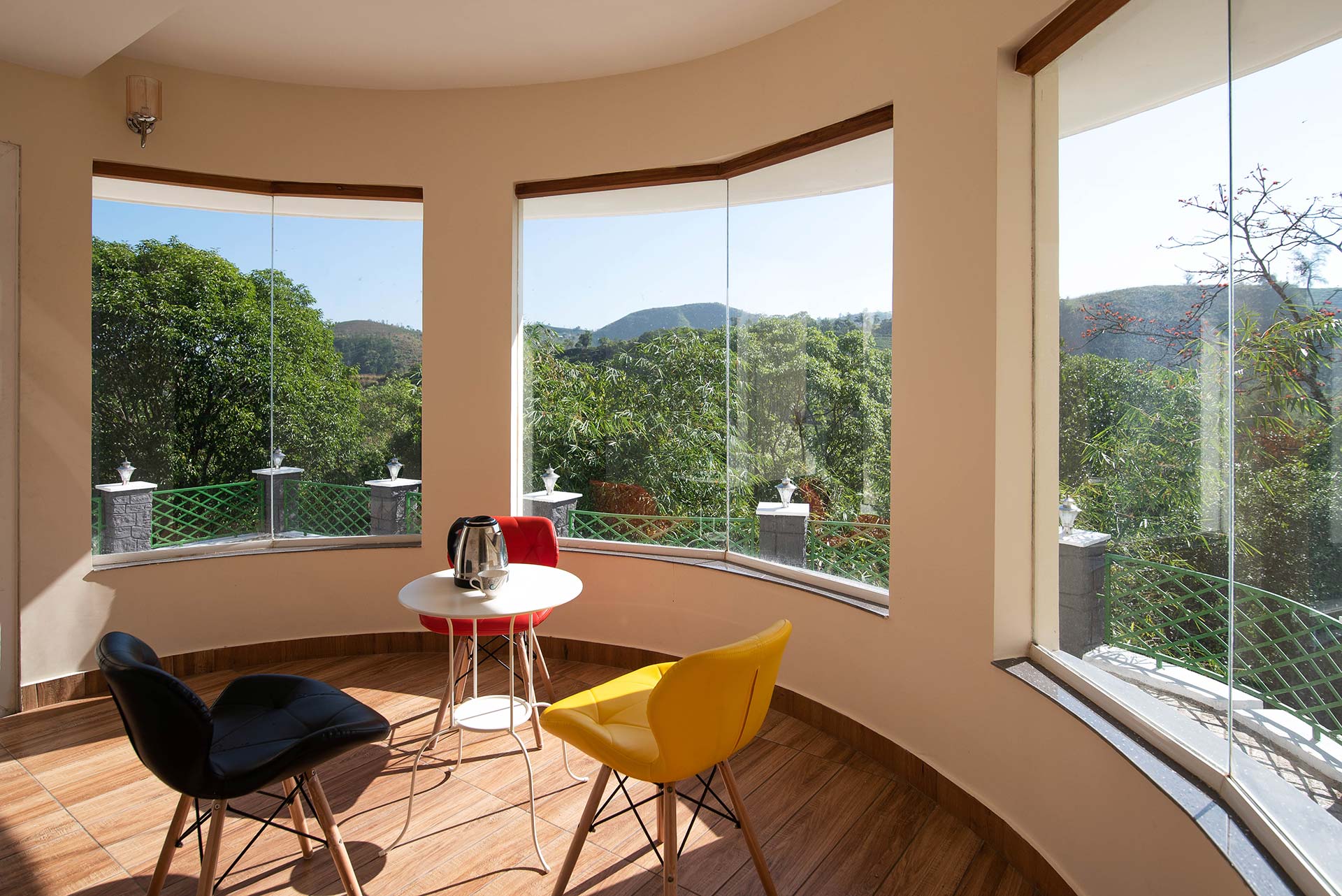 Room 1 @ Cocoon Valley Hide Out