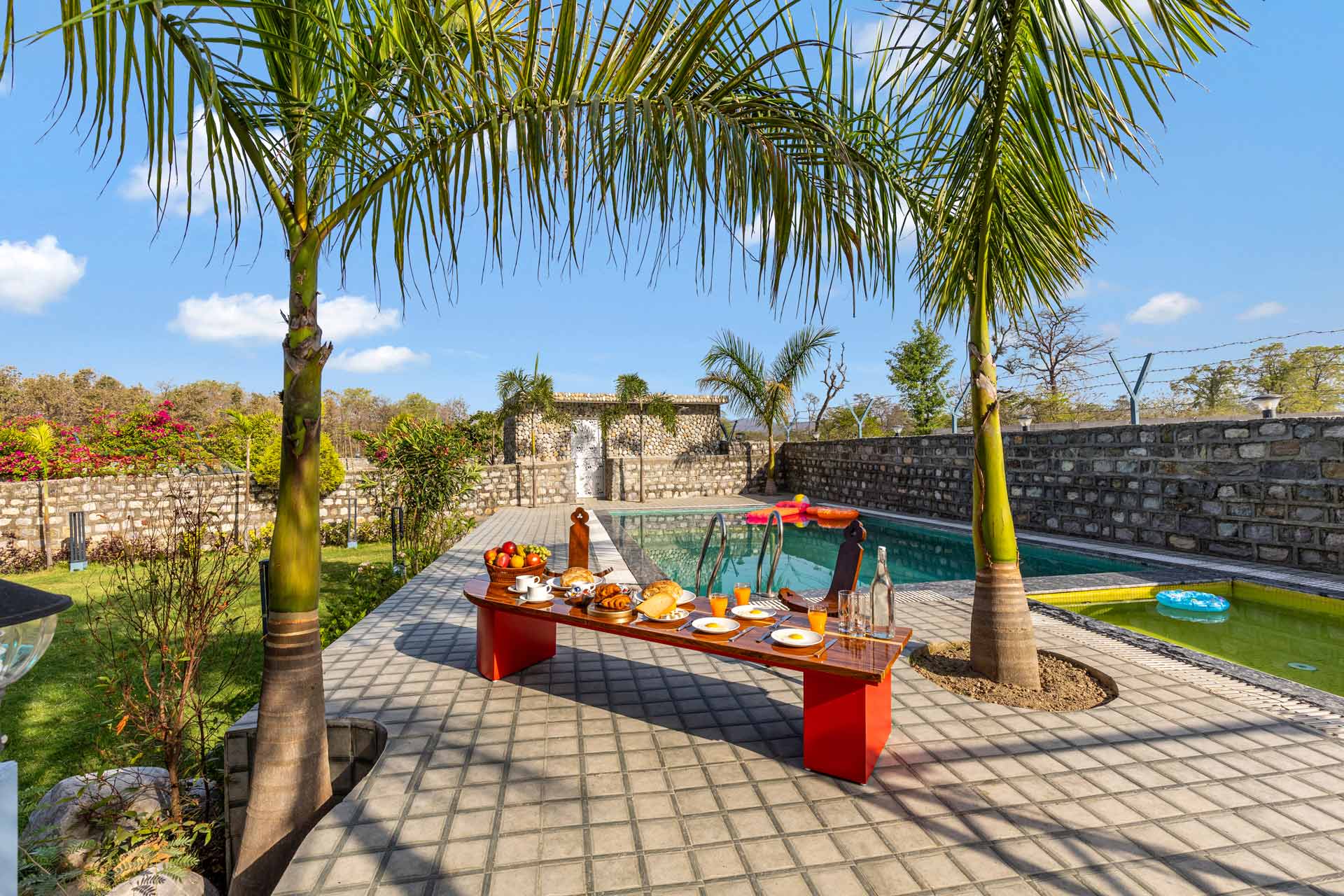 Cedar @ Corbett Calling