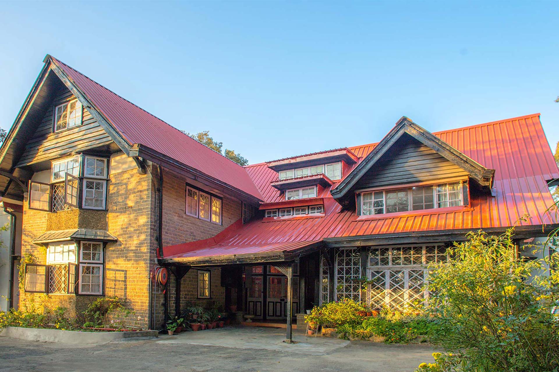 Northwood Cottage - A Heritage Retreat