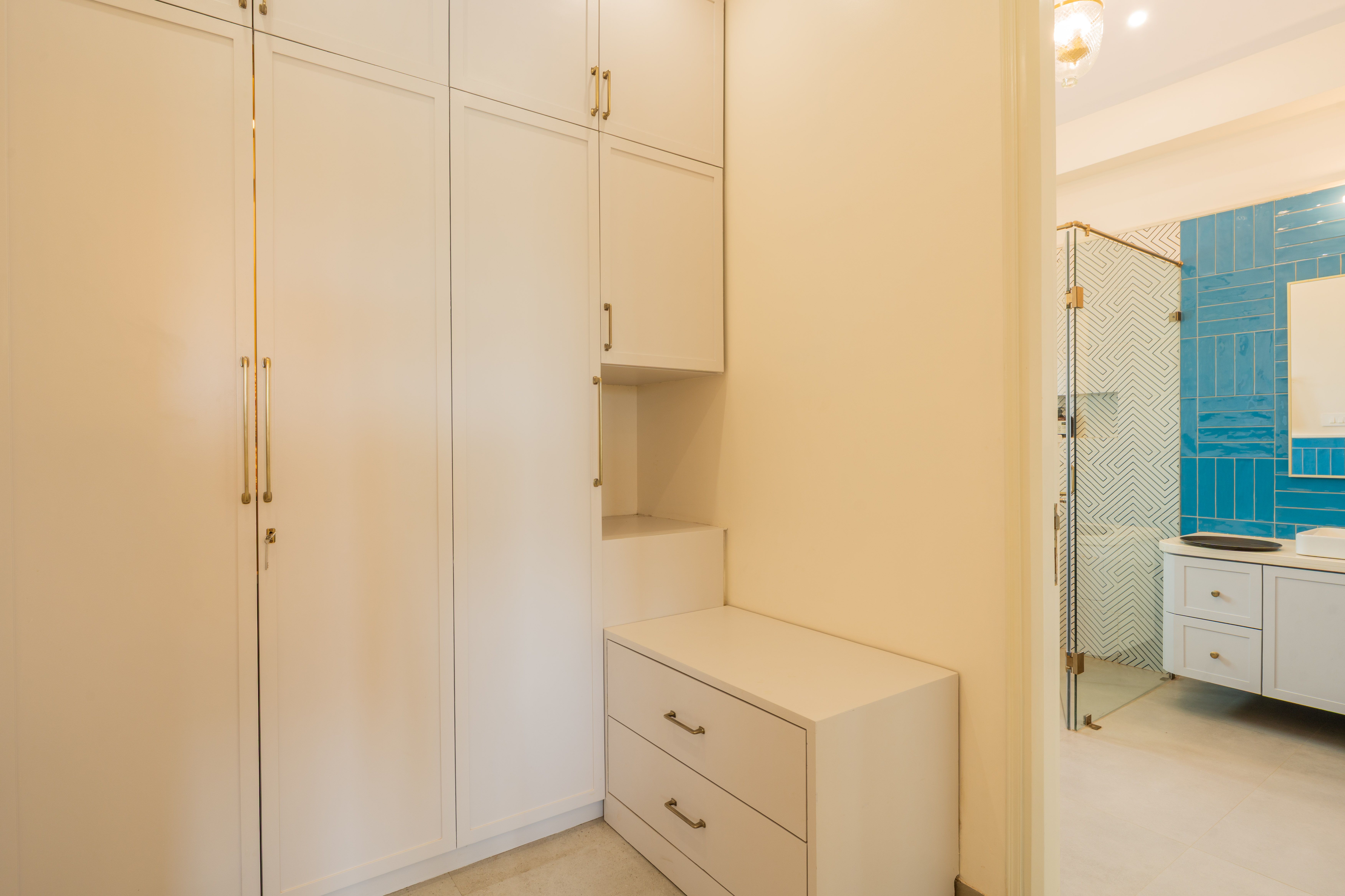 Villa Fleuve | 6-BHK Getaway By the River With Infinity Pool, Lift & Bar Lounge