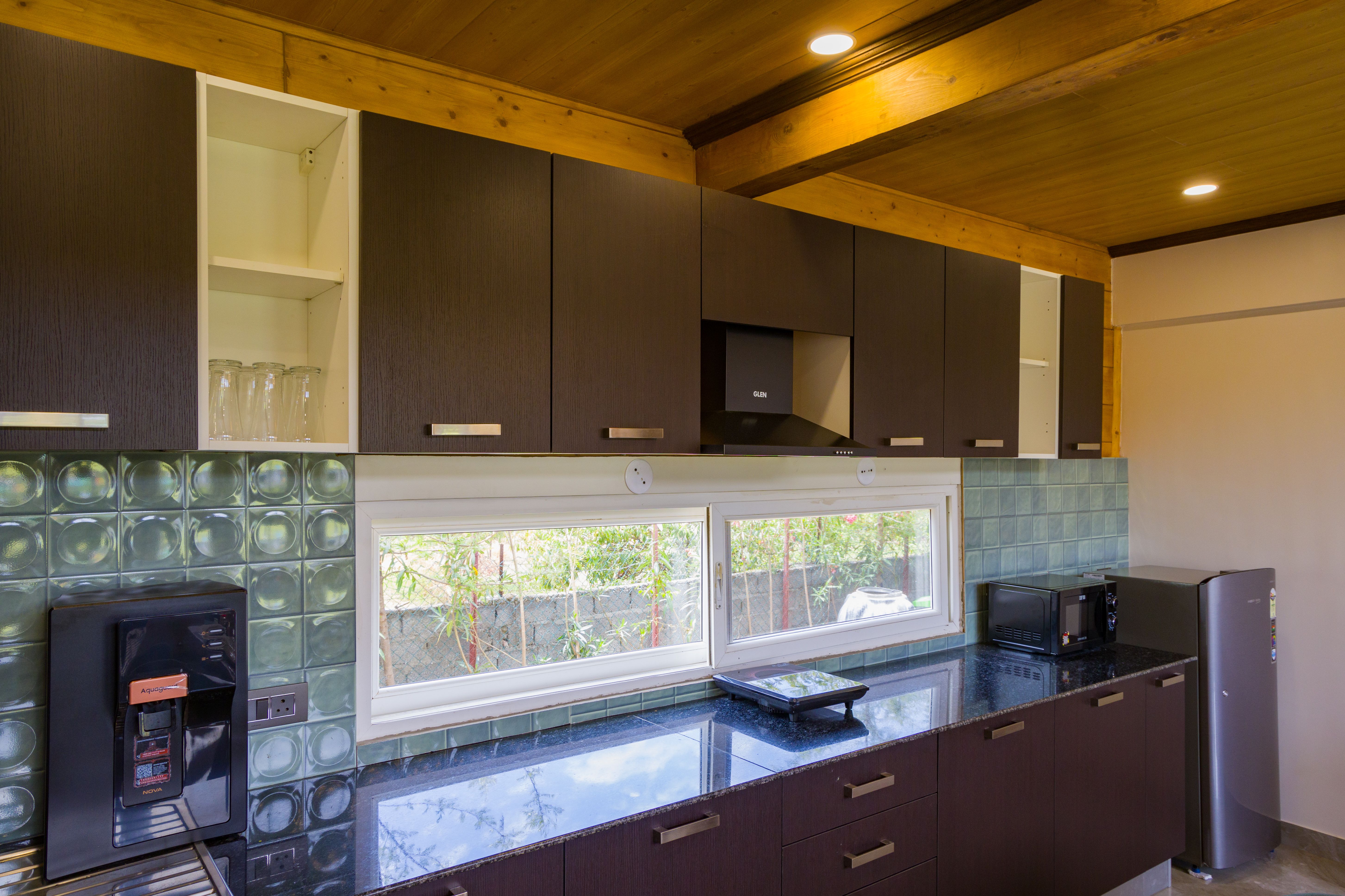 Esh Cottages Birch | Hillside 4-BHK Hideaway With Lush Garden, Common Pool, &  Gaming Zone