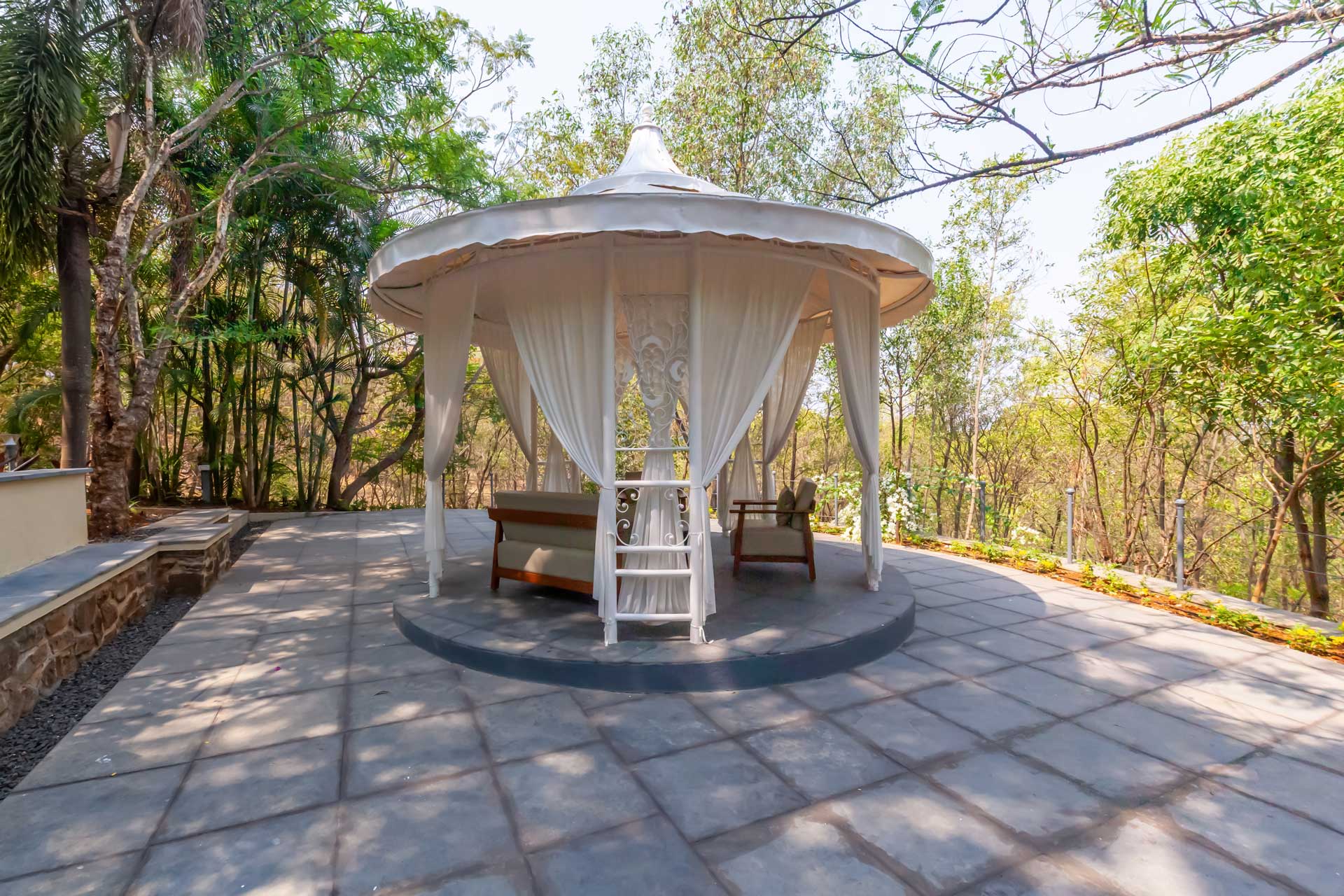 Lush Villa - Igatpuri