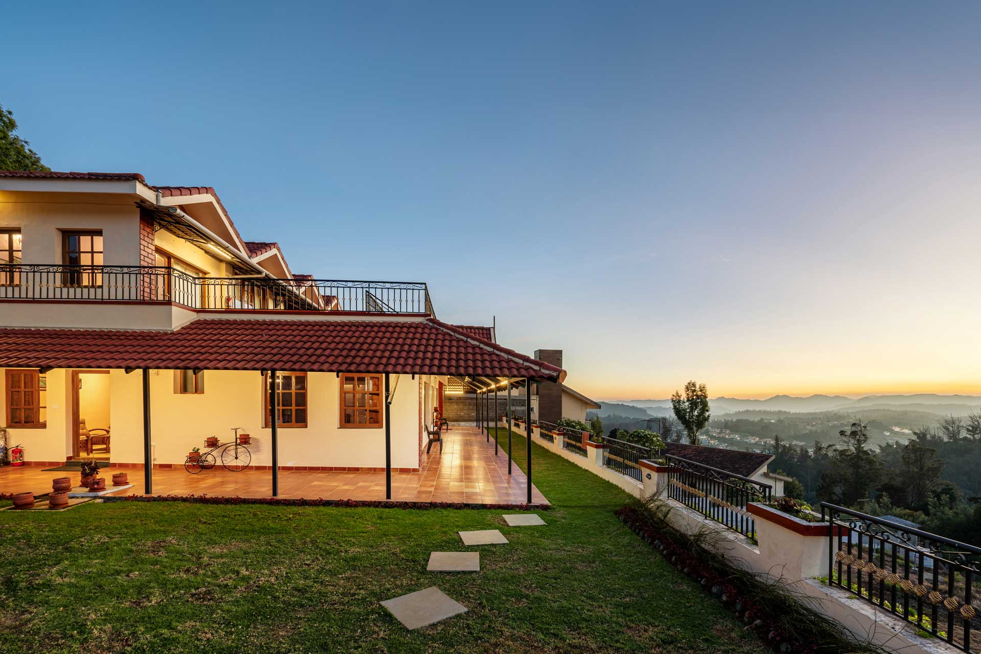 Breeze @ The West Wind