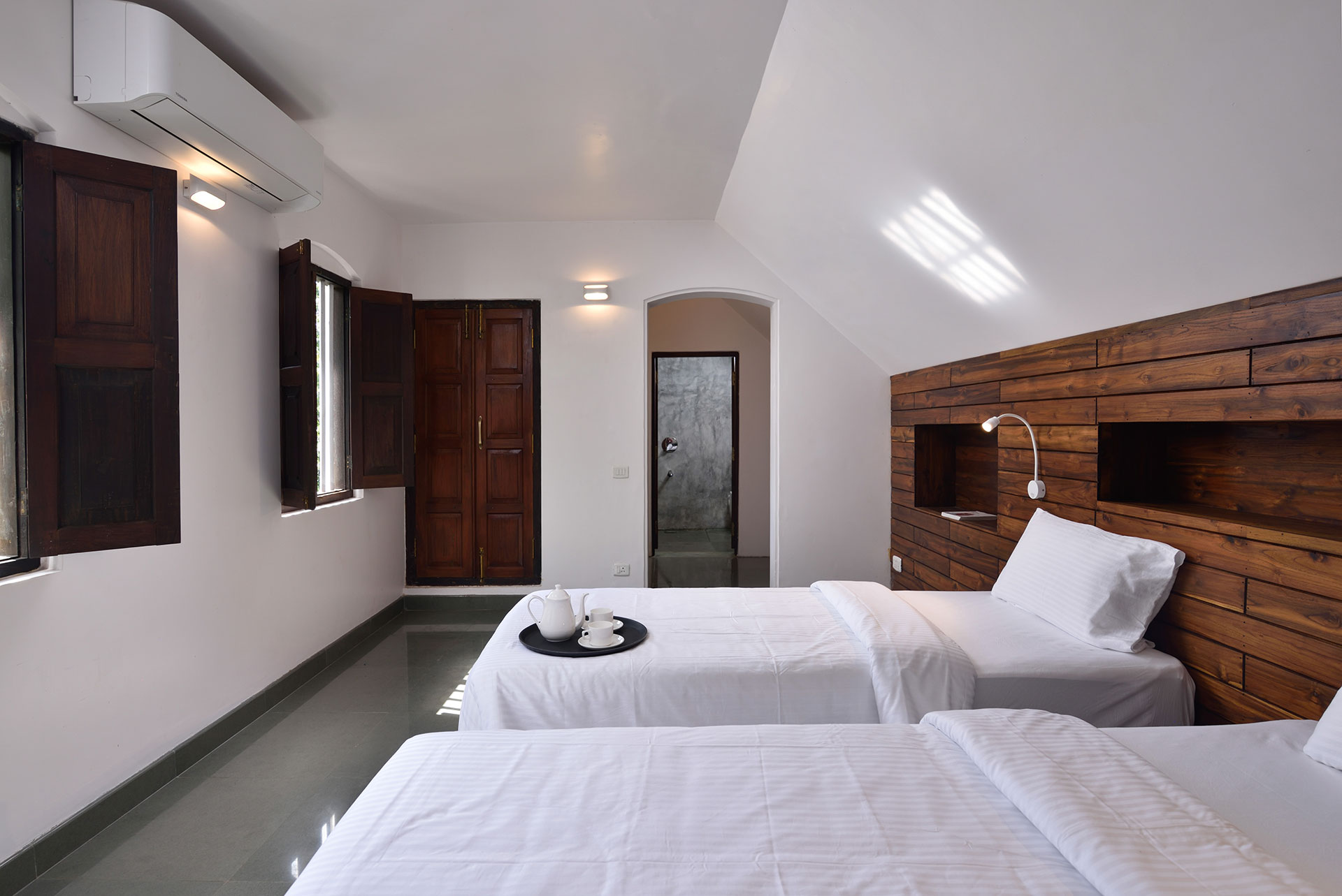 Deluxe room @ Shalom Villa