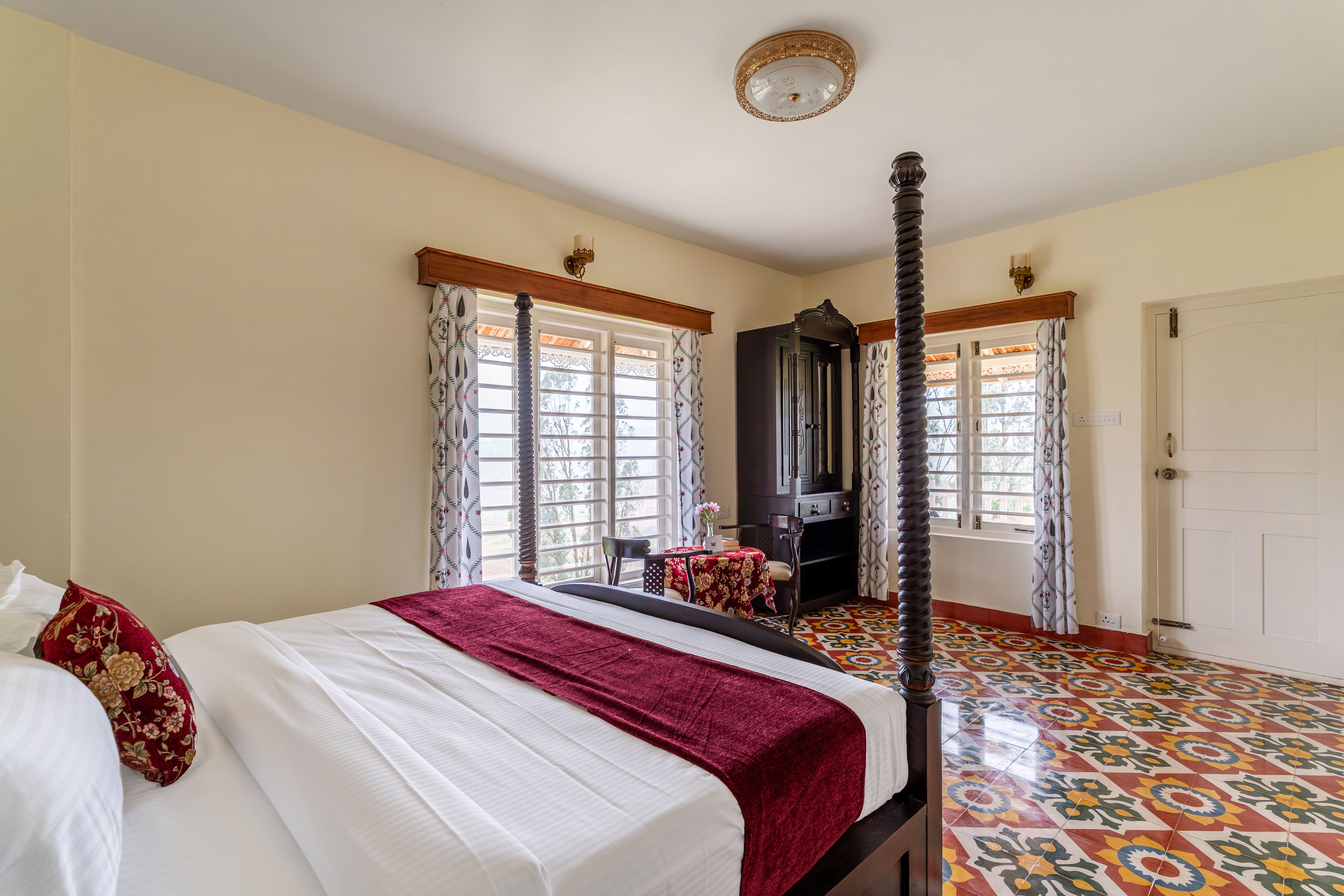 Mihirika’s Nirvana | 5-BHK With Garden, Gazebo, Bonfire Pit & Scenic Views; Near Karnataka Garden