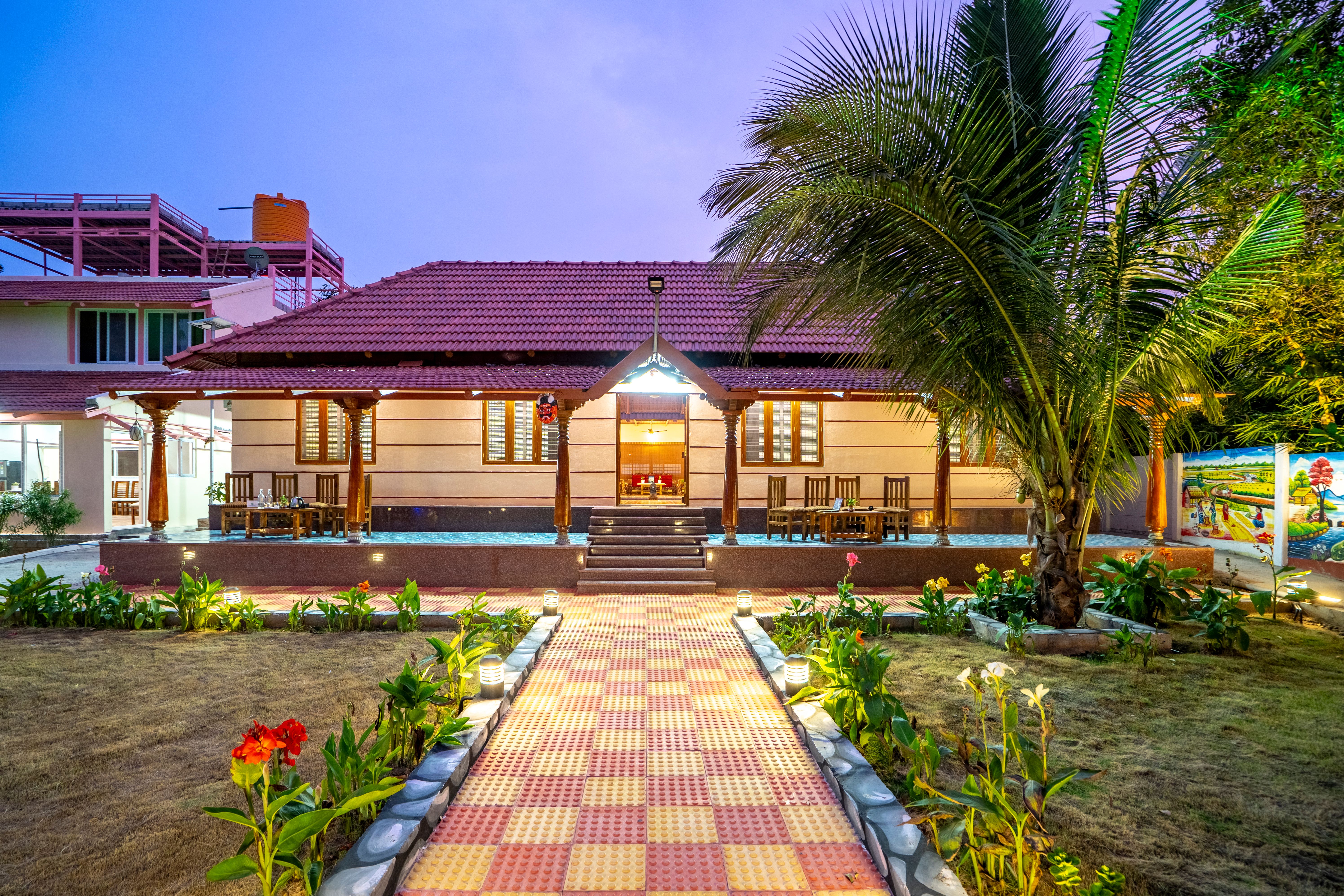 APR | 1 Pet-friendly Suite With Balcony with Shared Swimming Pool, Outdoor Play area & Fire Pit - Image 2