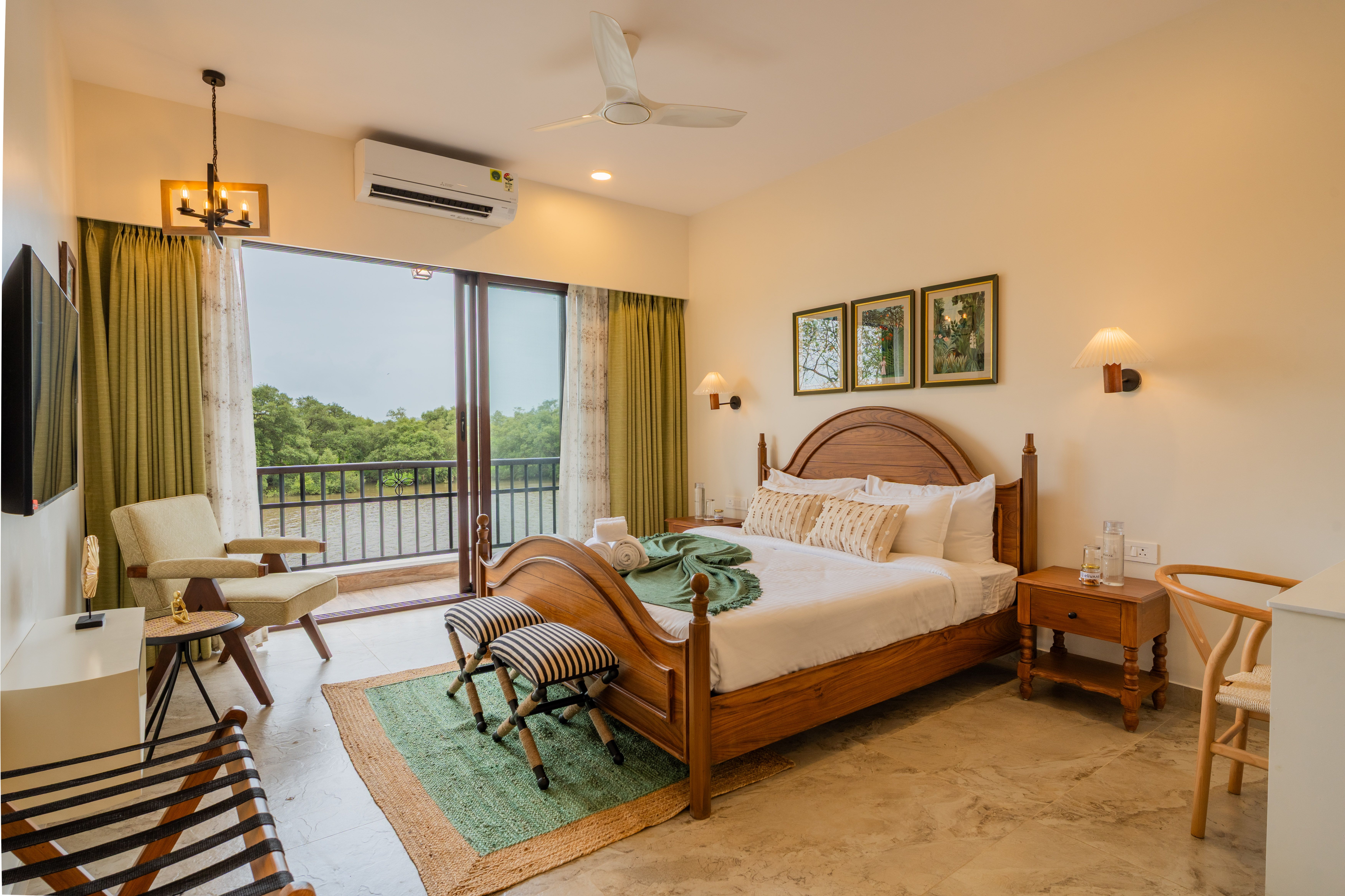 Villa Fleuve | 6-BHK Getaway By the River With Infinity Pool, Lift & Bar Lounge