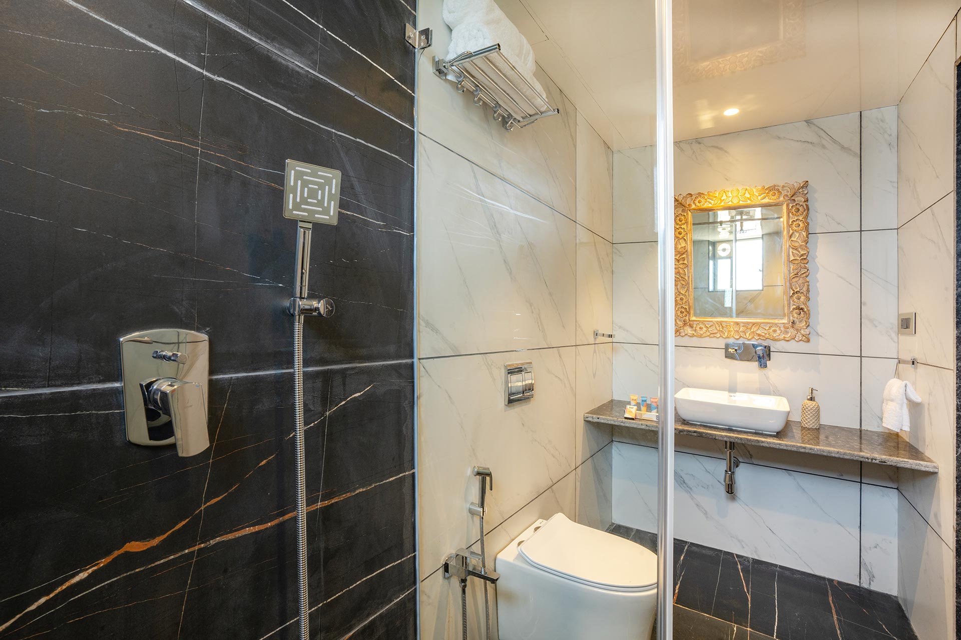 Tree House @ Sula Wada