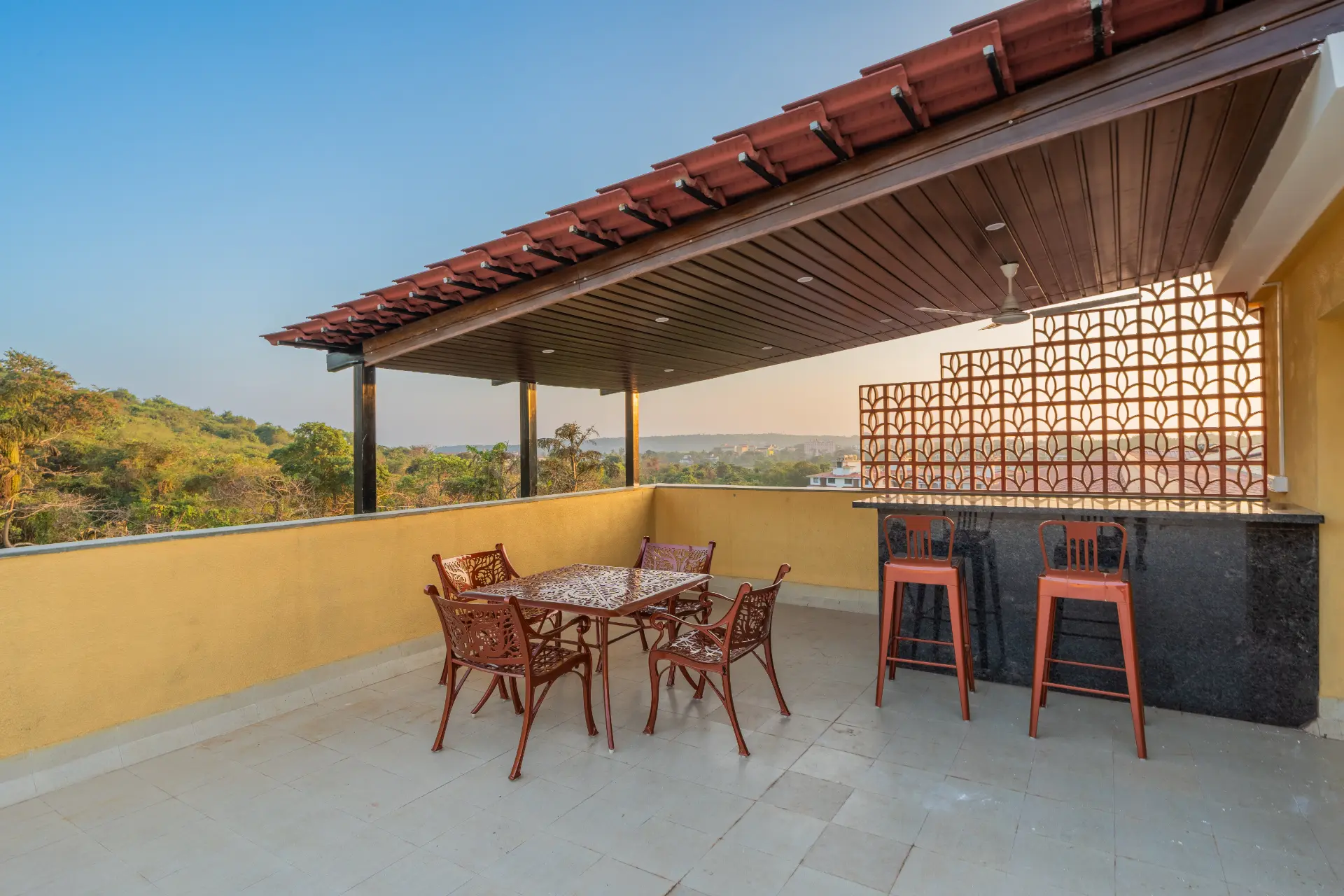 Veera Marina | 3-BHK Penthouse With Terrace, Common Pools & Lift, Near Candolim Beach