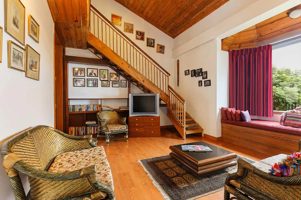 Mistair Estate