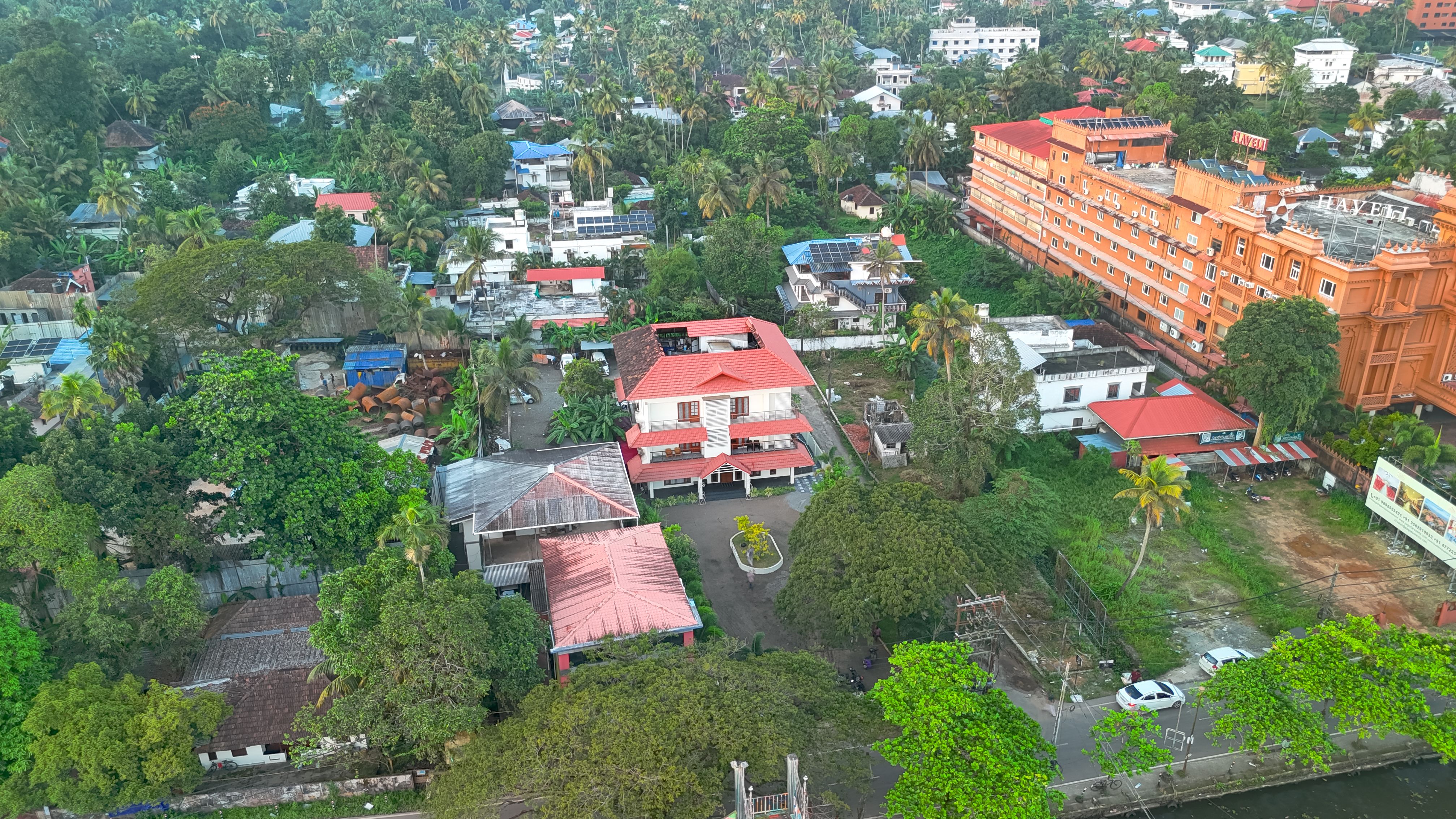 Matts Homestay | 1-Room Lakeside Stay With Common Lounge | Near Finishing Point of Boat Race