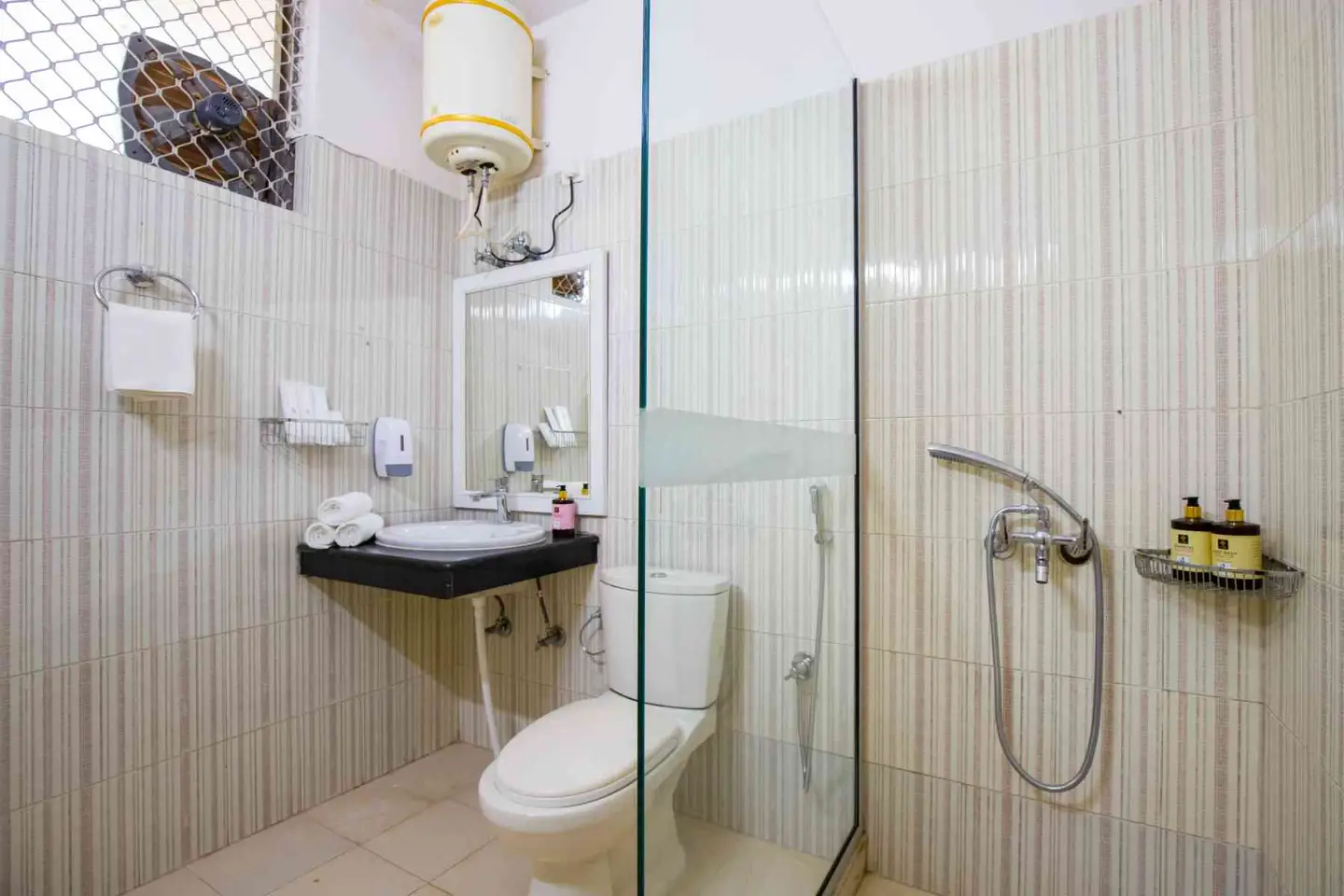 Sukhmani Cottage | 5-BHK Hilltop Hideaway With Garden, Terrace & Scenic Views