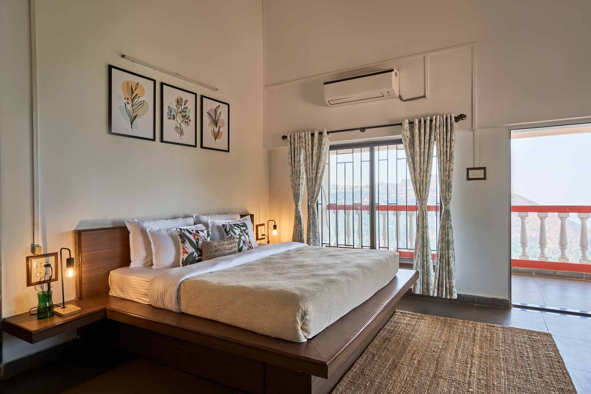 Cliffhanger Solitude - Gaganbawada