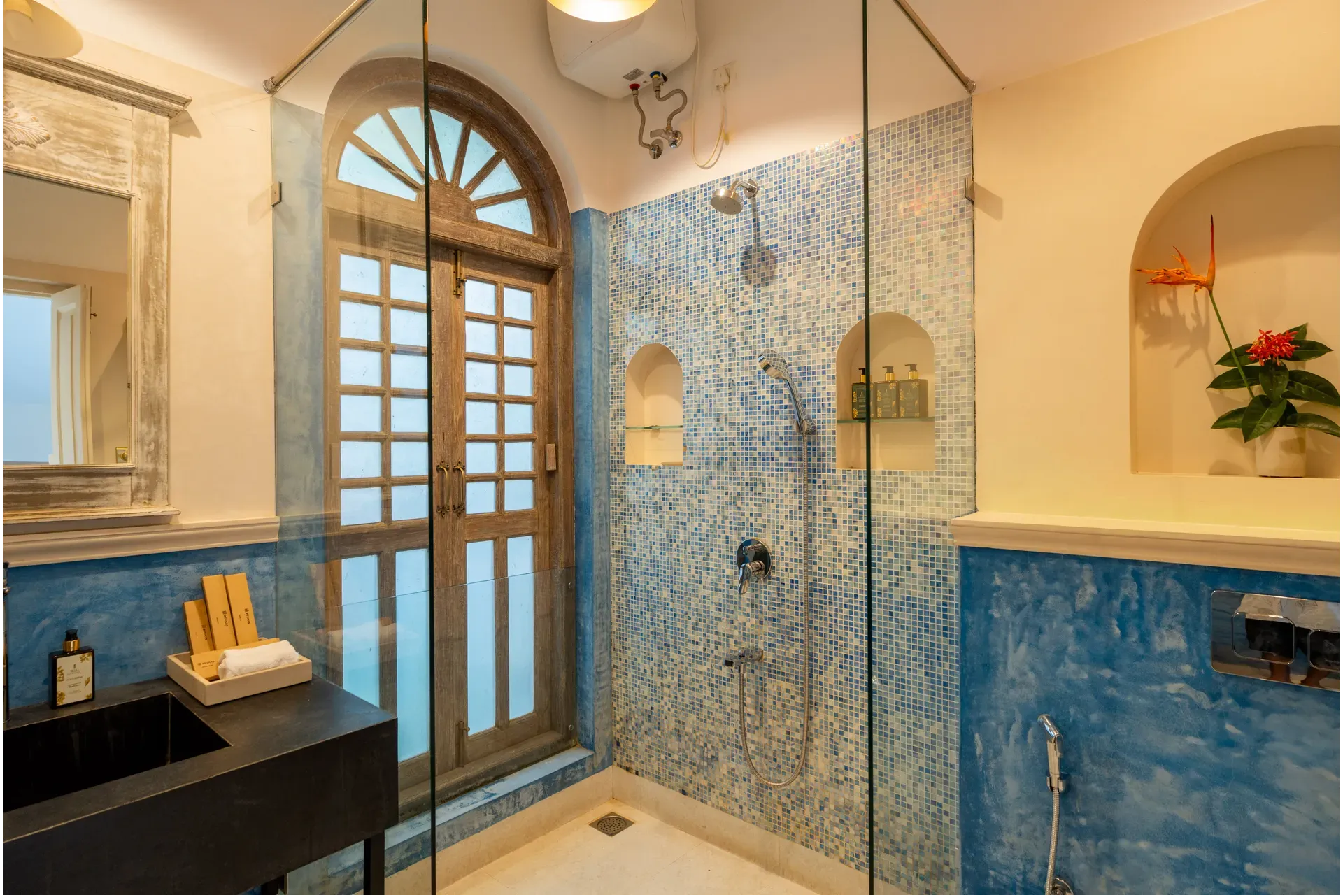 Monforte Ayada | 3-BHK | Pvt. Padaool & Garden