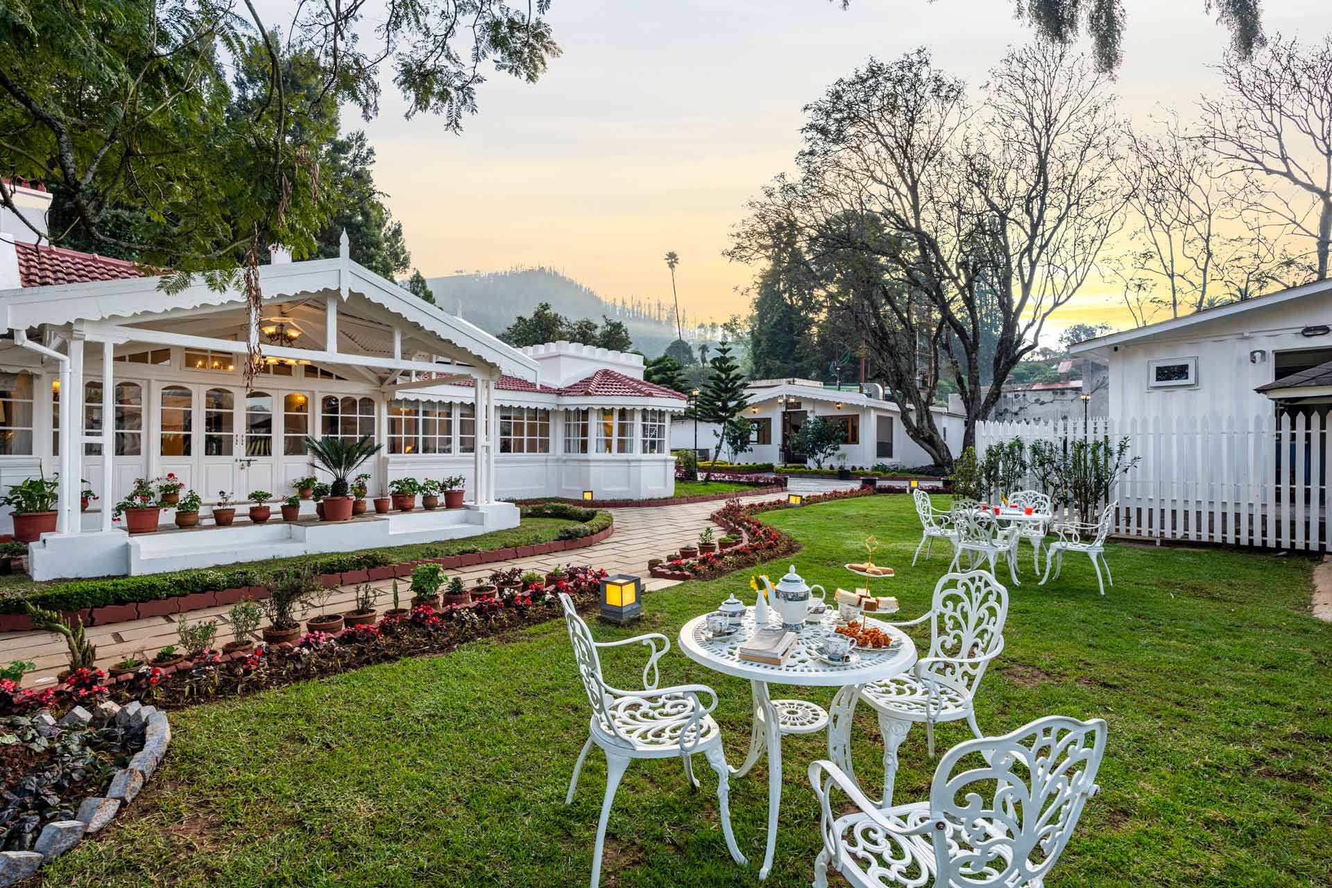 Mist @ Tiverton Bungalow - Image 2