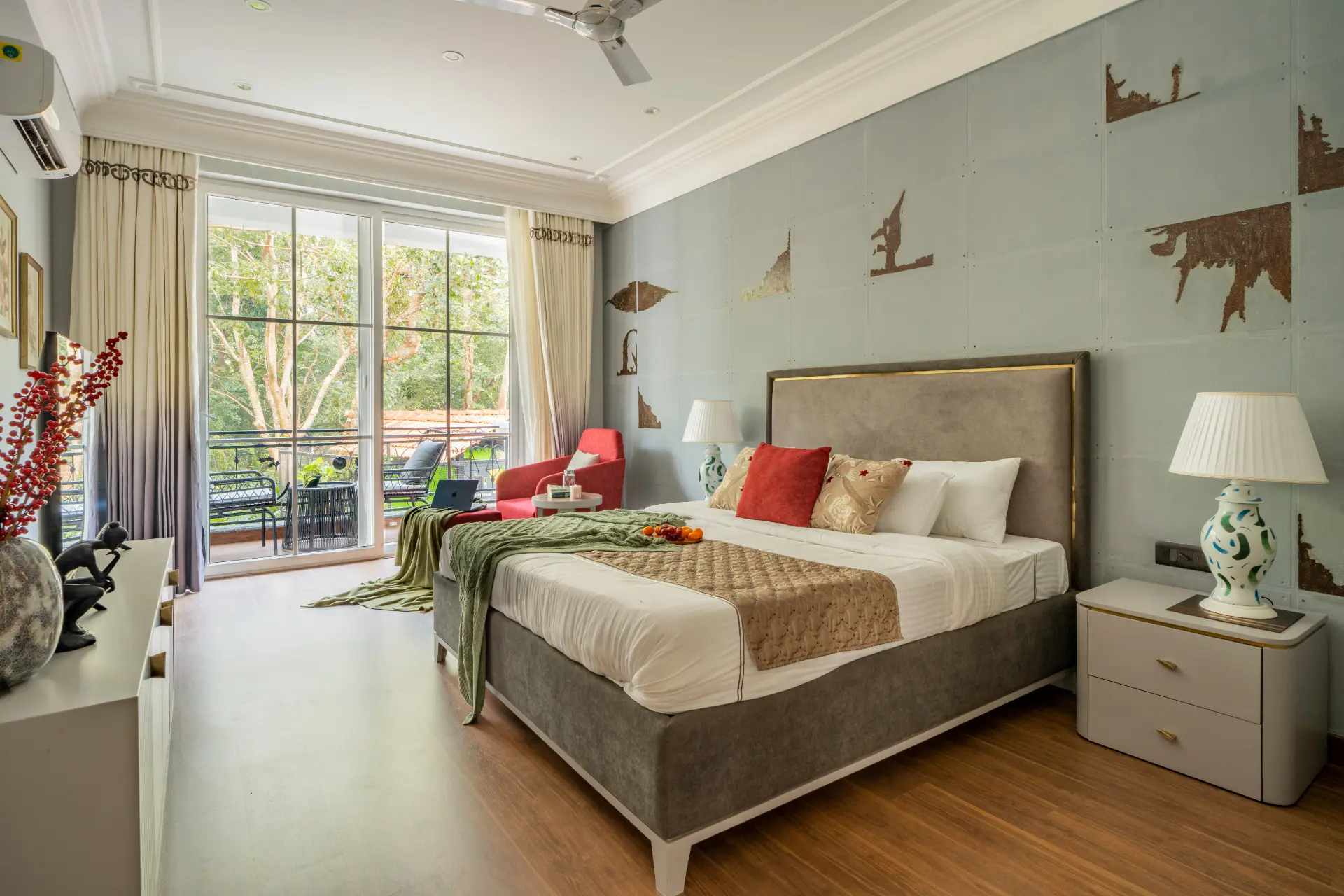 Suntuarios Casa Iris | 4-BHK | Pvt Pool | Jacuzzi | Gazebo